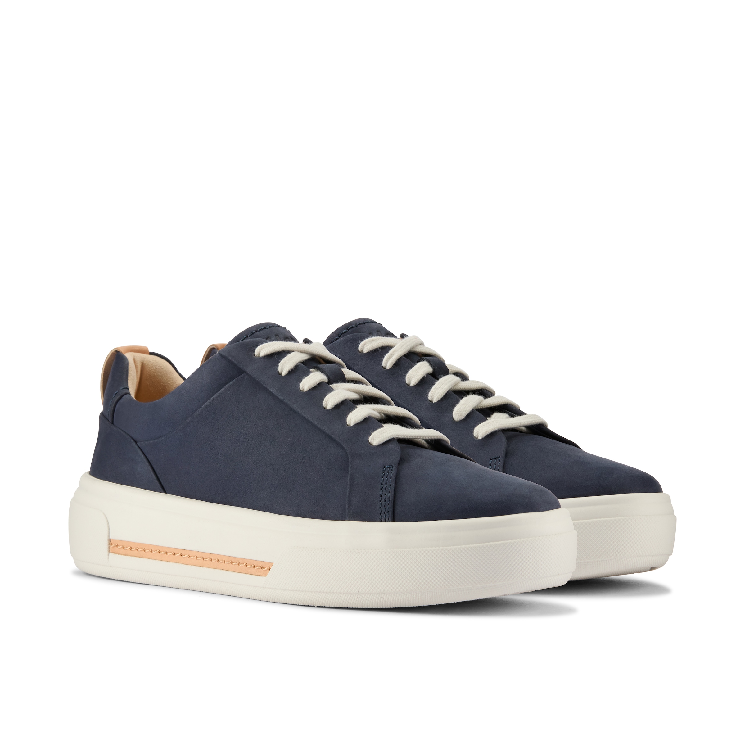 Clarks Schnürschuh »Hollyhock Walk«, Sneaker, Plateausneaker mit modischer Laufsohle