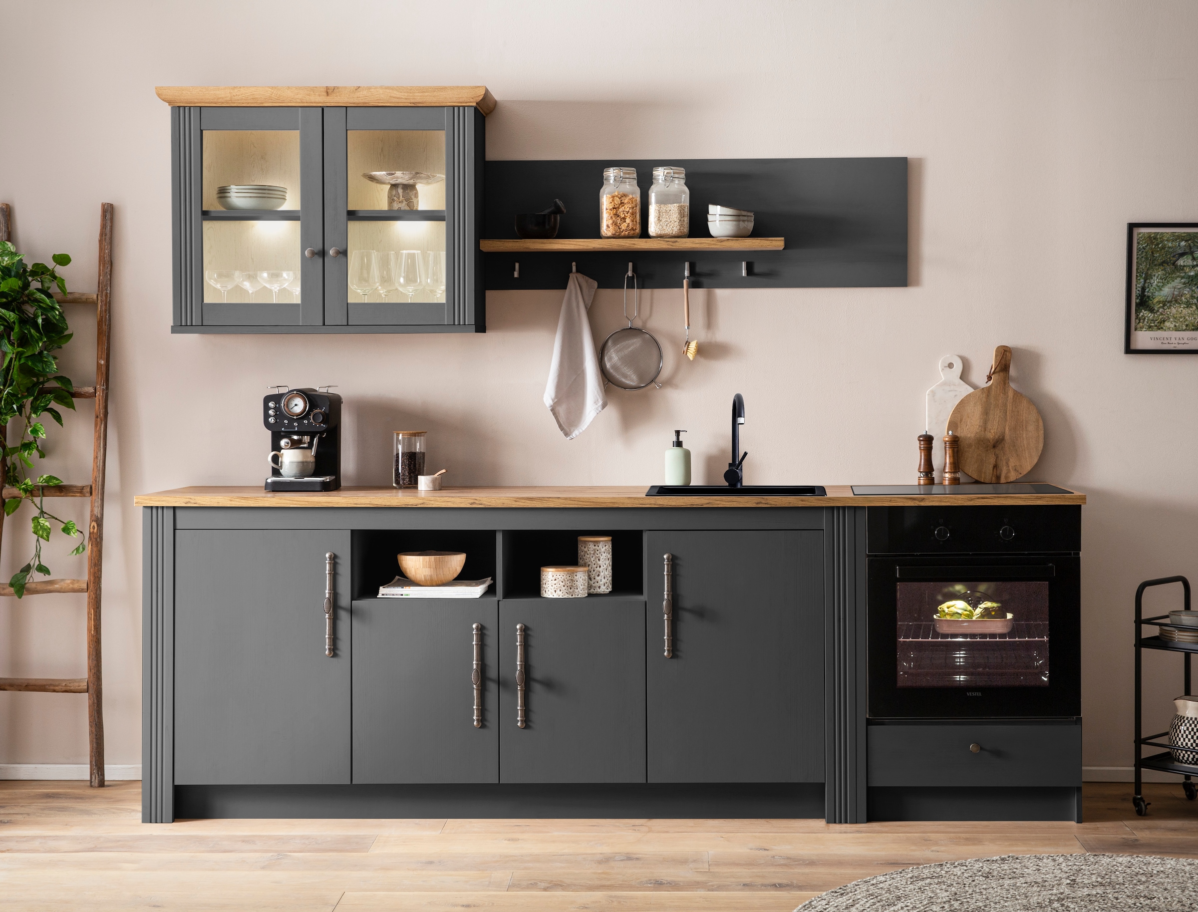 KOCHSTATION Küchenzeile »KS-Westminster, Pantryküche im Landhaus Stil, hochwertige Metallgriffe«, (Set), Breite 268 cm, Sideboard, Wandpaneel, Hängeschrank und Herdumbau