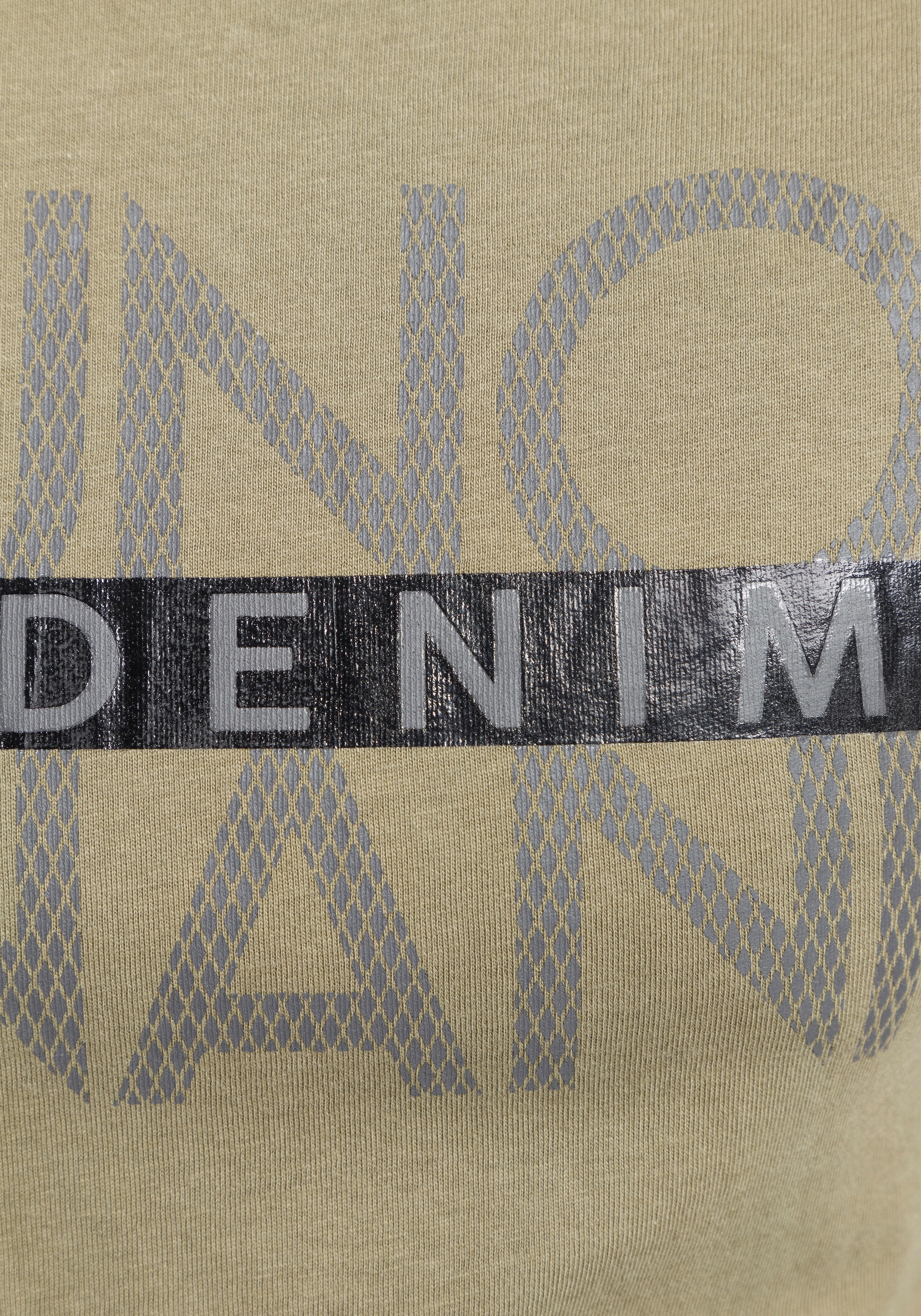 Bruno Banani T-Shirt, kurzärmelig, schmal geschnitten, bedruckt, aus Baumwolle