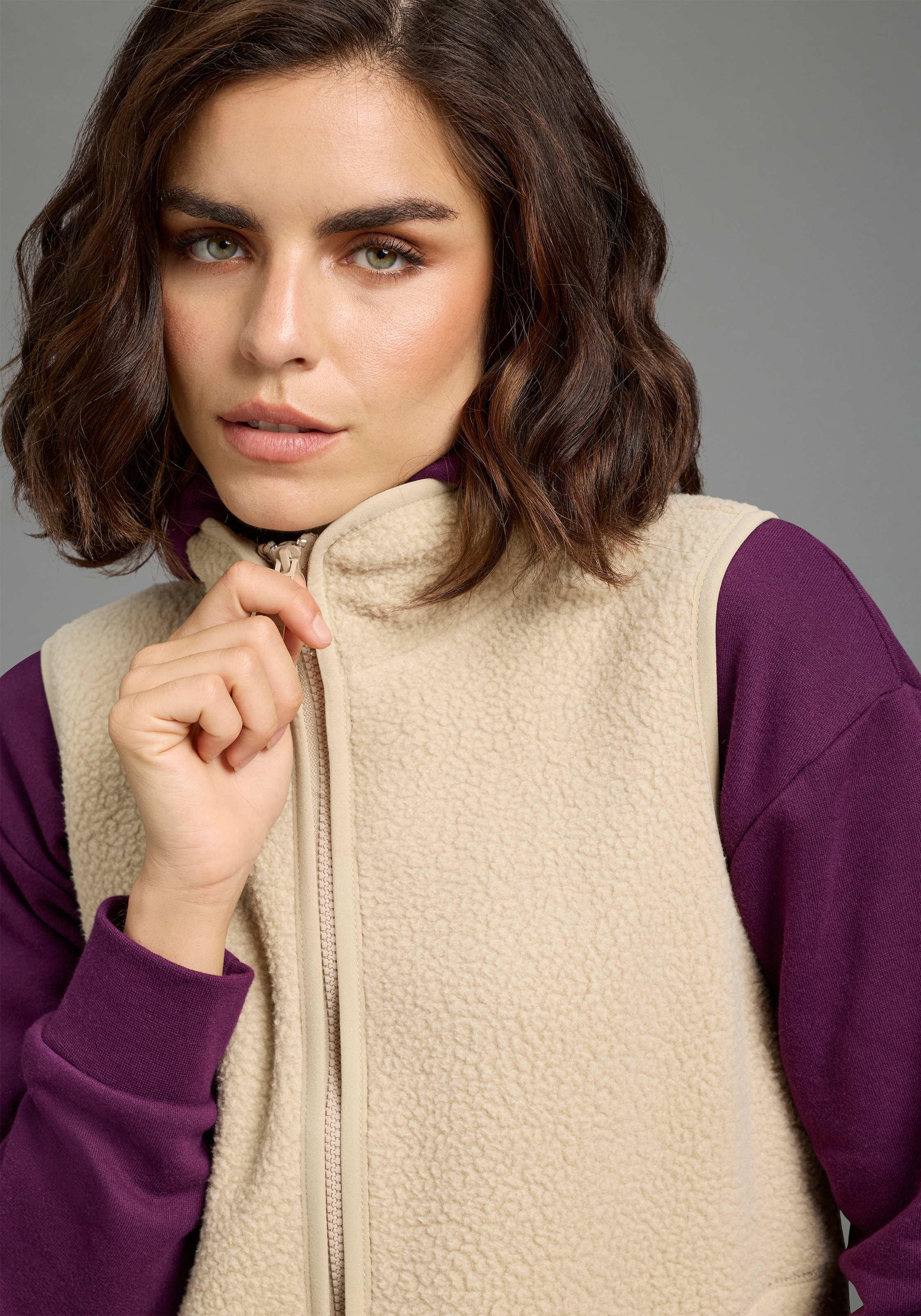 KangaROOS Fleeceweste Weste aus Teddy Fleece für den Übergang