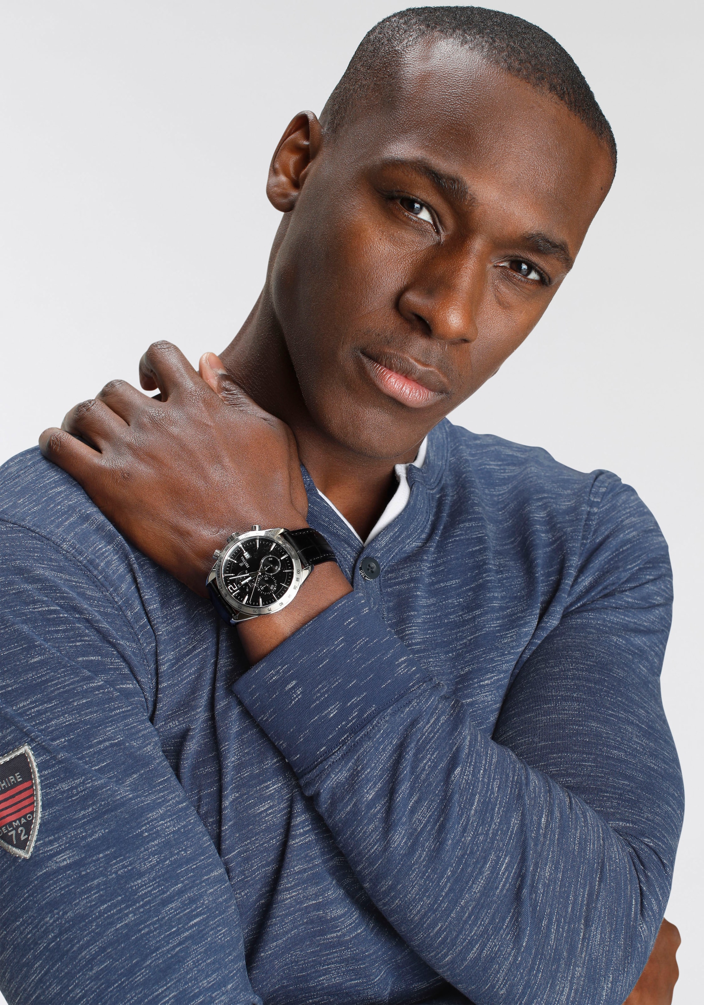 DELMAO Henleyshirt Langarm,  melierte Optik,  Henleykragen,  aus Baumwollmischung