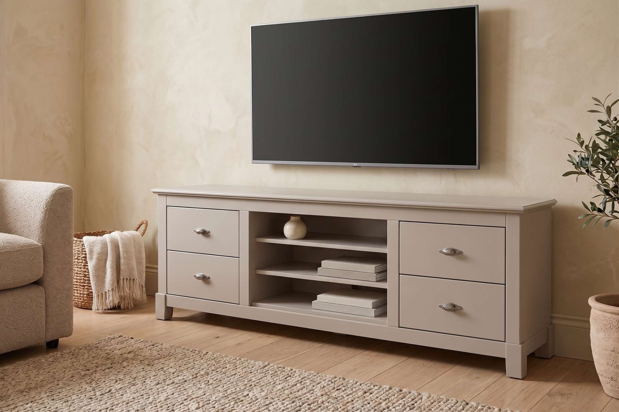 OTTO home Lowboard »Rauna« Kommode, Breite 200 cm, FSC®-zertifiziertes Massivholz
