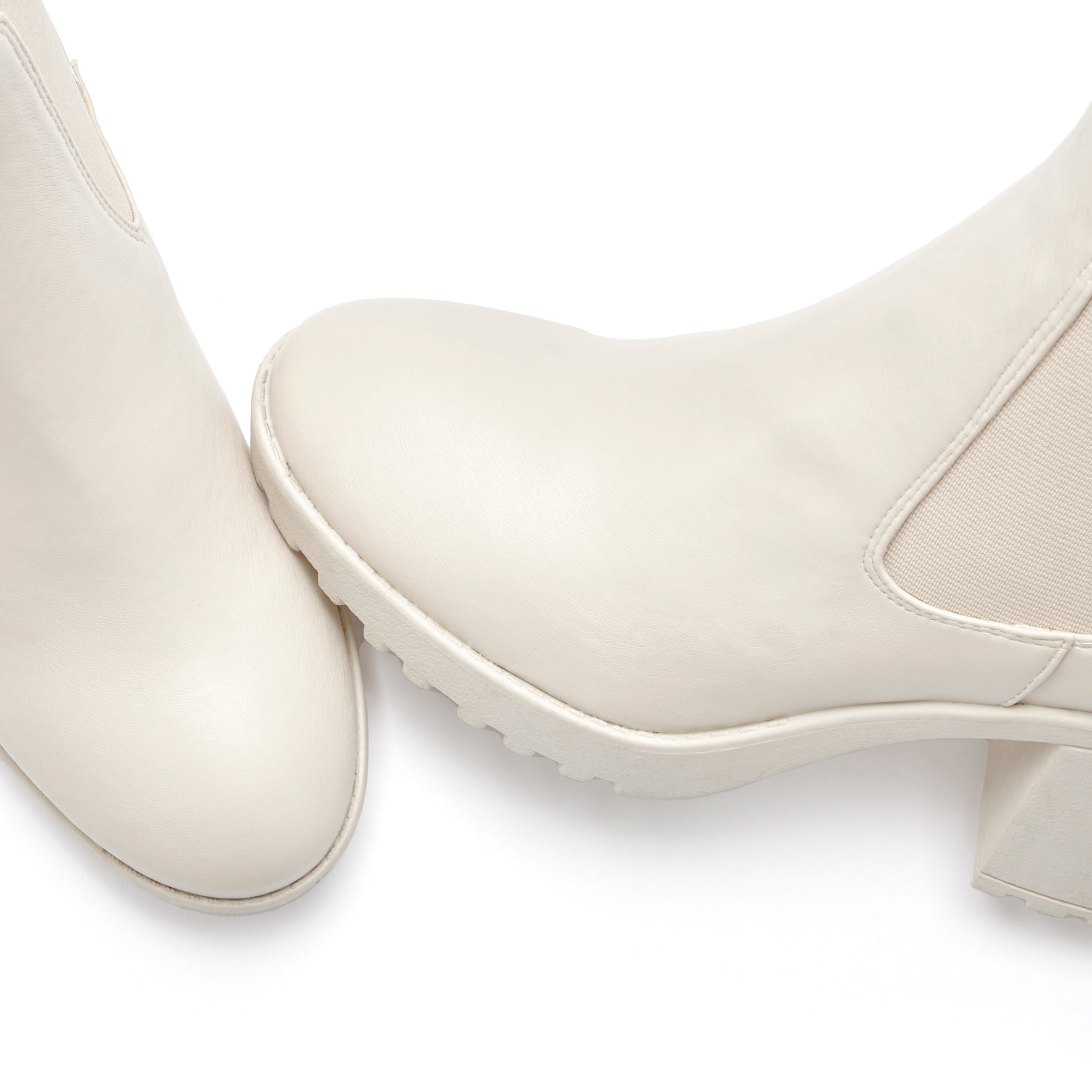 Vivance Chelseaboots, mit Blockabsatz & Stretch-Einsatz, High-Heel-Stiefelette, Ankle Boots