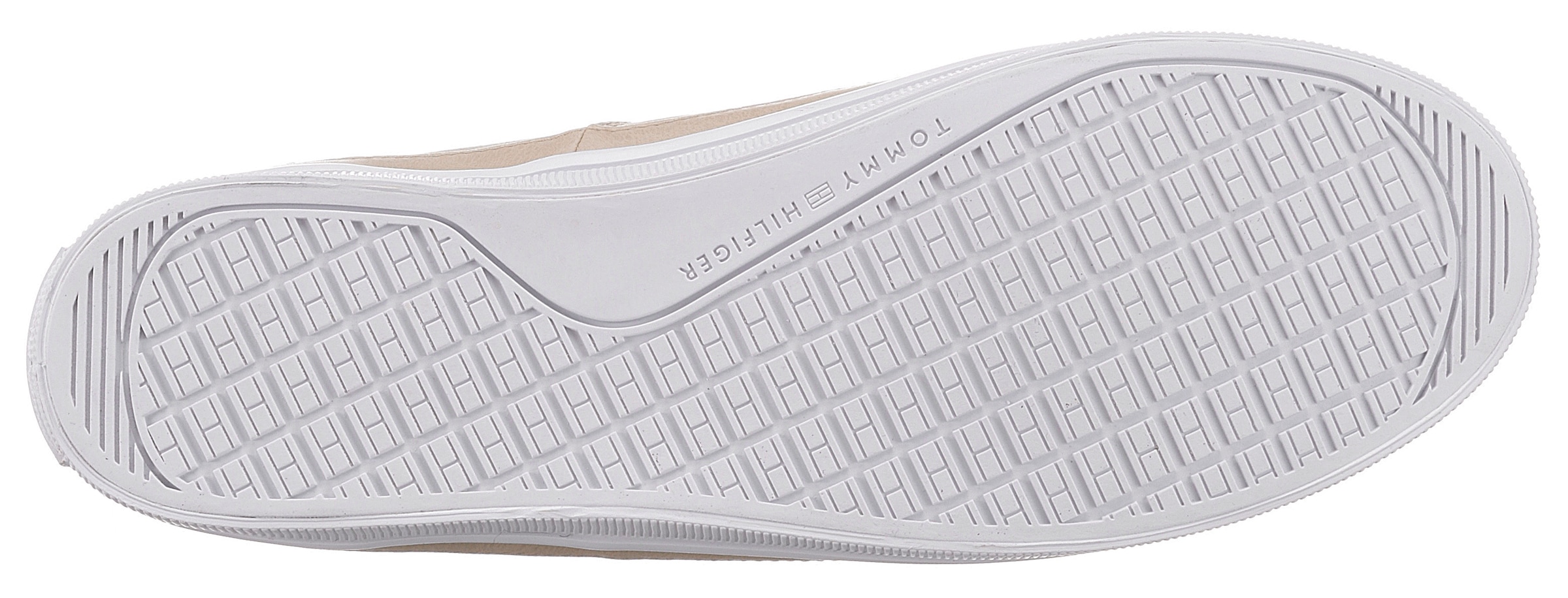Tommy Hilfiger Sneaker »ESSENTIAL KESHA LACE SNEAKER«, gestickter Logoflagge, E-Weite, Freizeitschuh, Halbschuh, Schnürschuh