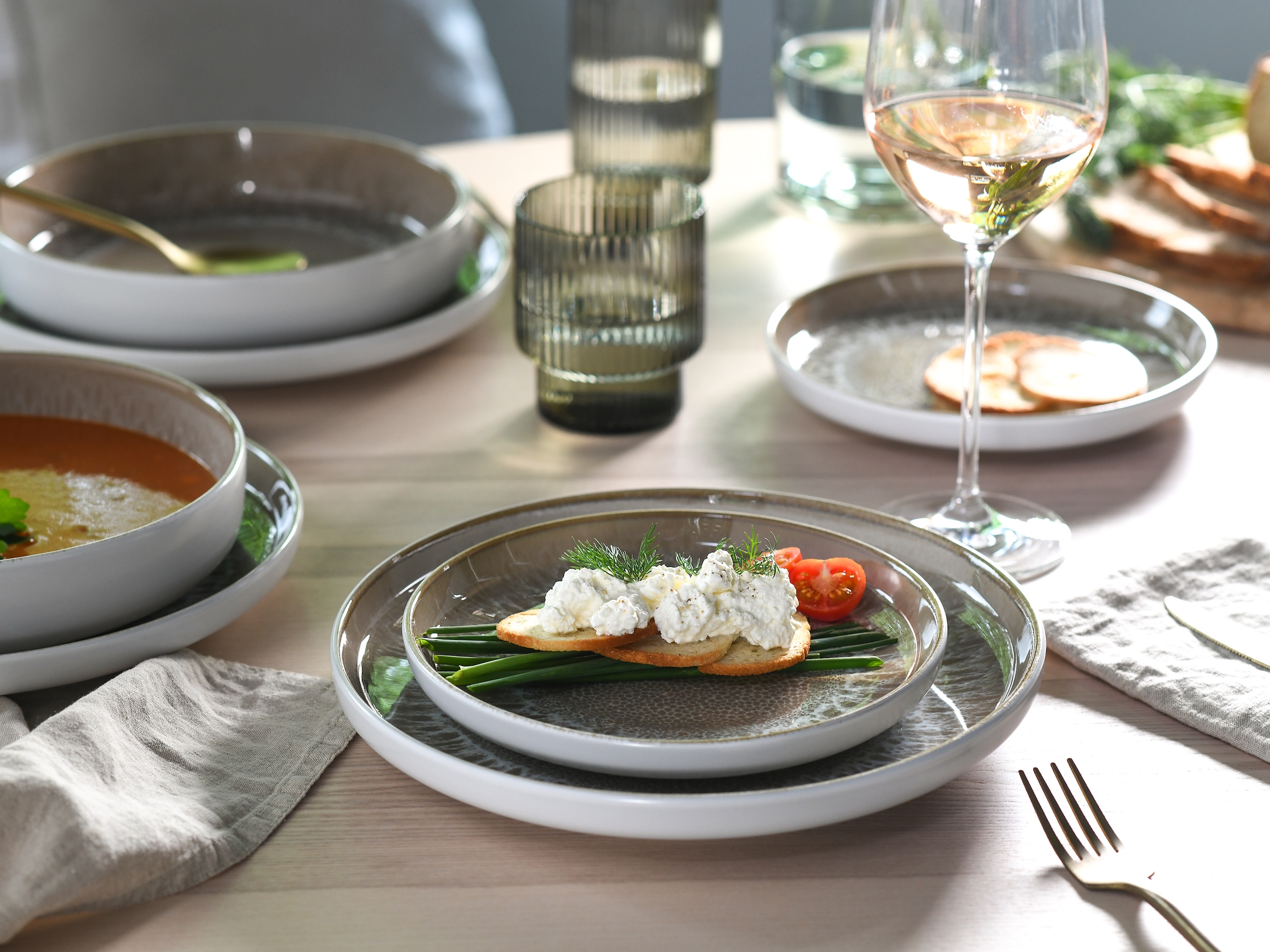 my home Tafelservice »modernes Geschirr-Set, Service Nydala« hohe Haltbarkeit, spülmaschinen- & mikrowellengeeignet, Reaktivglasur