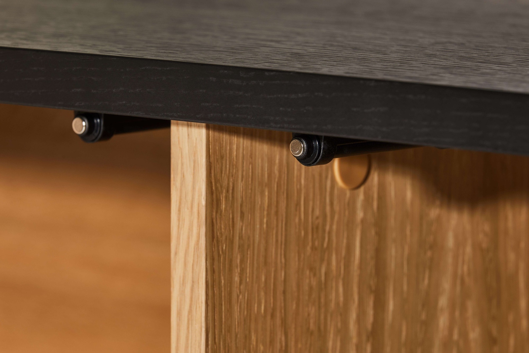 Woodman Sideboard »Stripe«, besonderes Design, 3 Push-to-Open-Türen, Breite 161 cm, FSC®