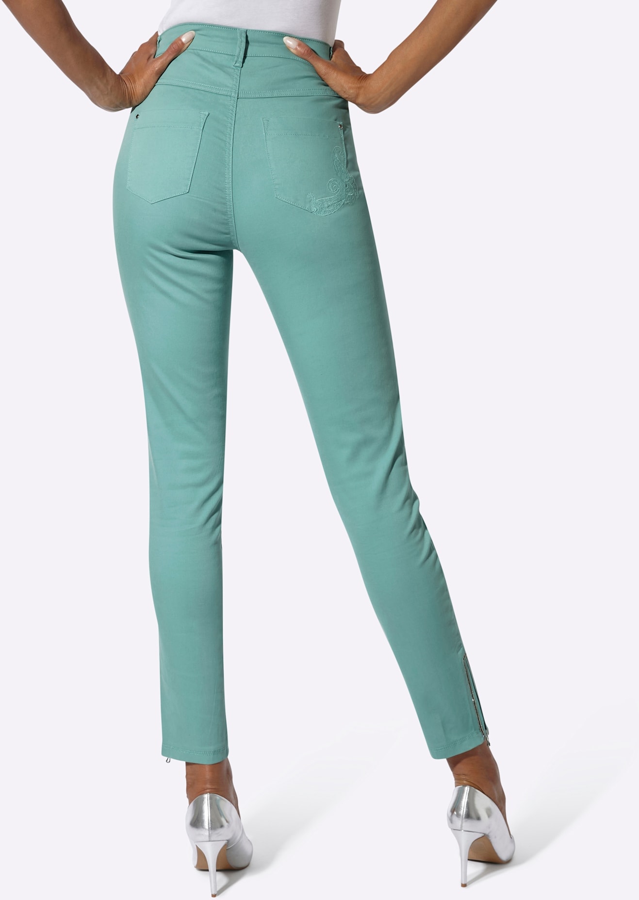 creation L Bequeme Jeans 1