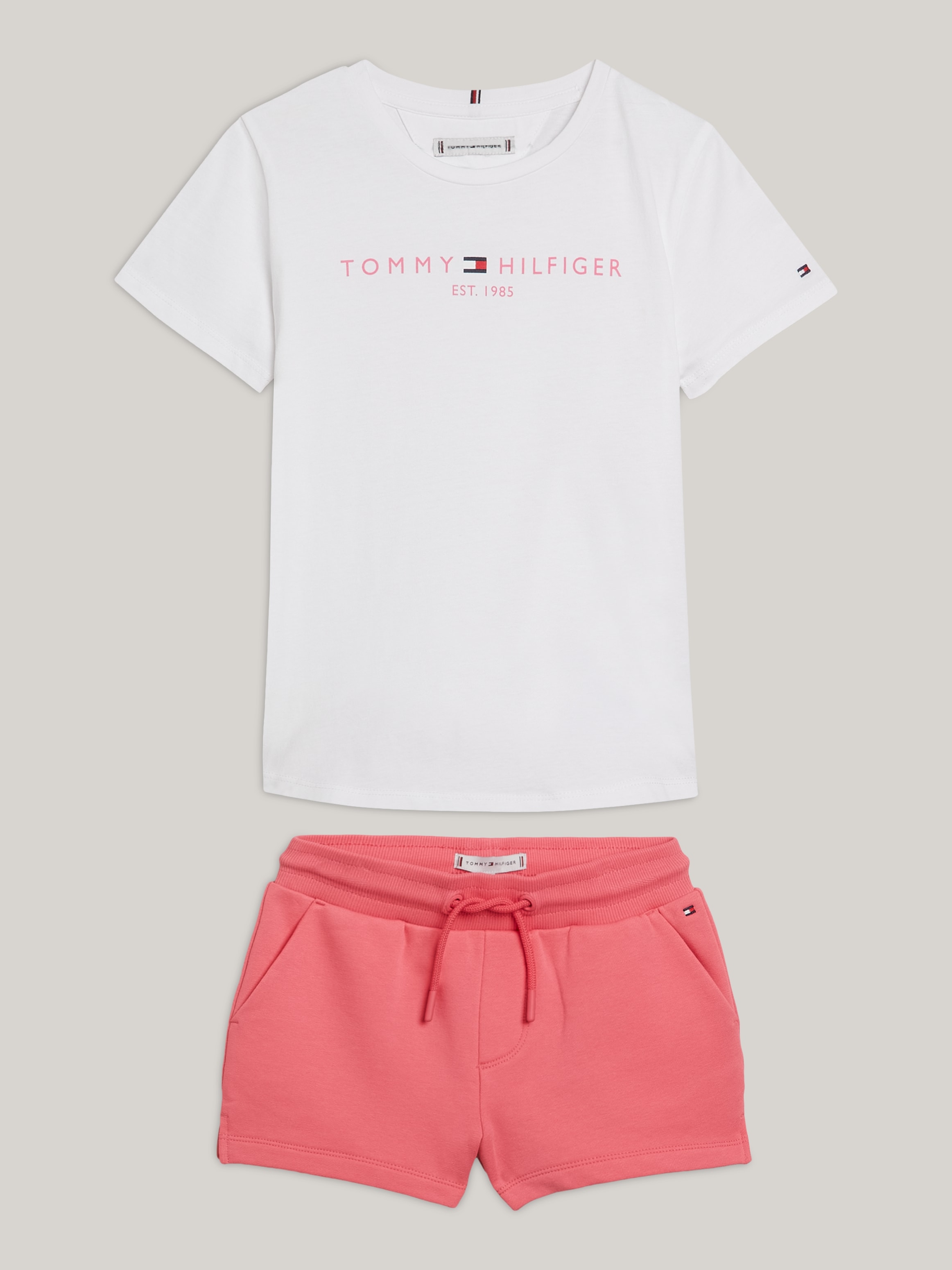 Tommy Hilfiger T-Shirt »ESSENTIAL TEE SHORT SET«, (Set, 2 tlg., Shirt + Shorts), Kinder bis 16 Jahre