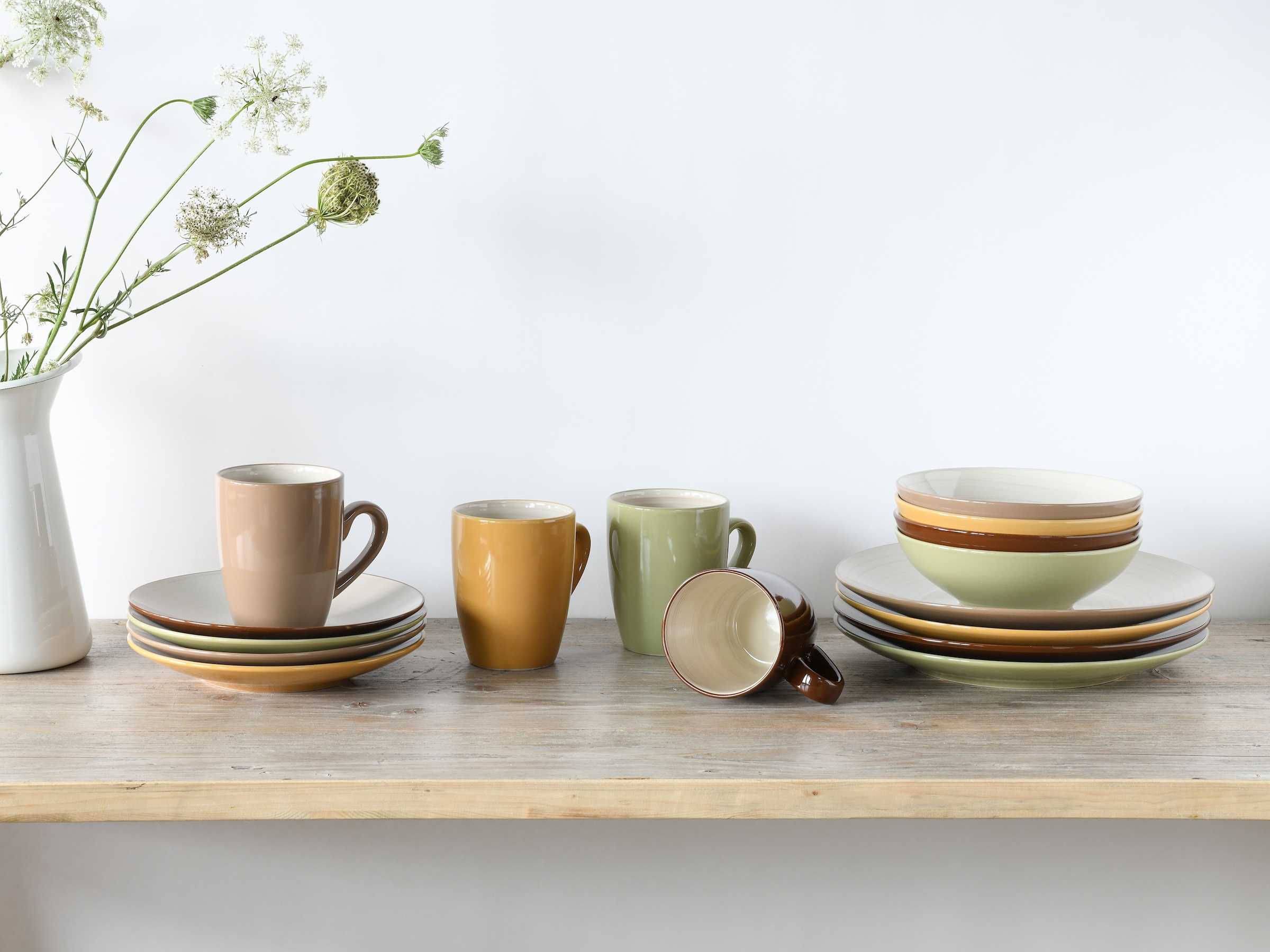 CreaTable Kombiservice »Geschirr-Set Bamboo Garden«, (Set, 16 tlg., Kaffeeservice und Tafelservice im Set, für 4 Personen), Service, handemalte Spiralen in hellem Holzton 16 Teile für 4 Personen