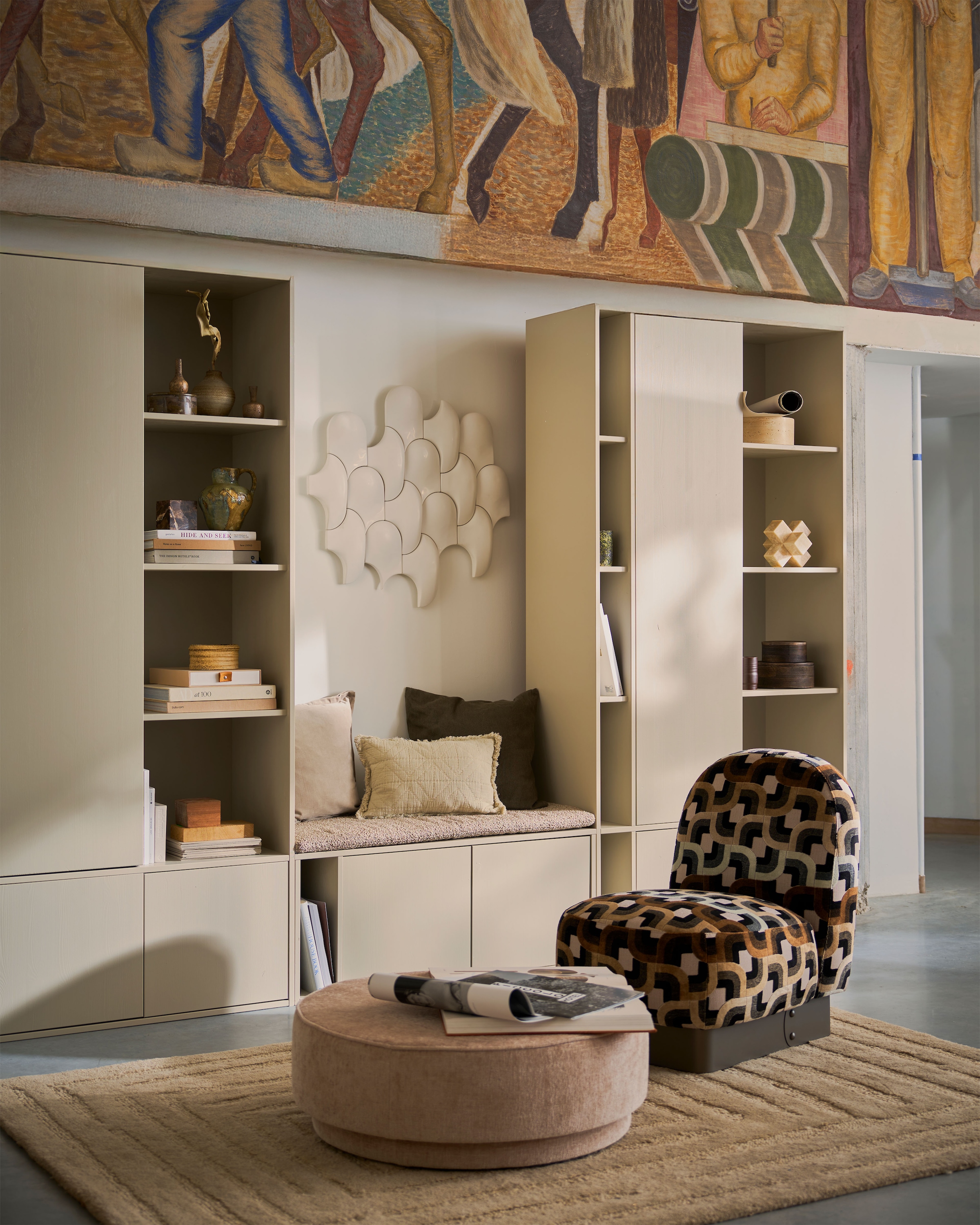 WOOOD Garderobenschrank »vtwonen SETTLE DOWN ABLAGESCHRANK 108CM KIEFER DUST [fsc]« Settle Down Aufbewahrungsschrank, FSC-Kiefer, Push-to-Open