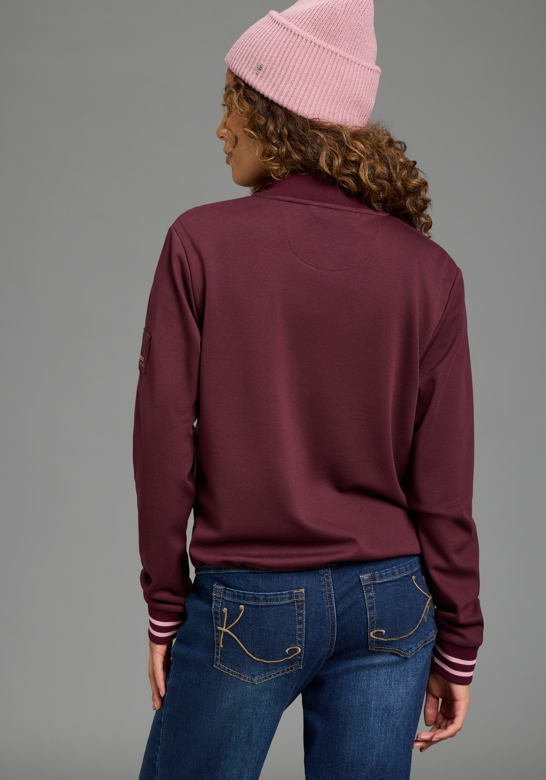 KangaROOS Blouson hüftlange Schnittform, aus elastischem Jersey-Material