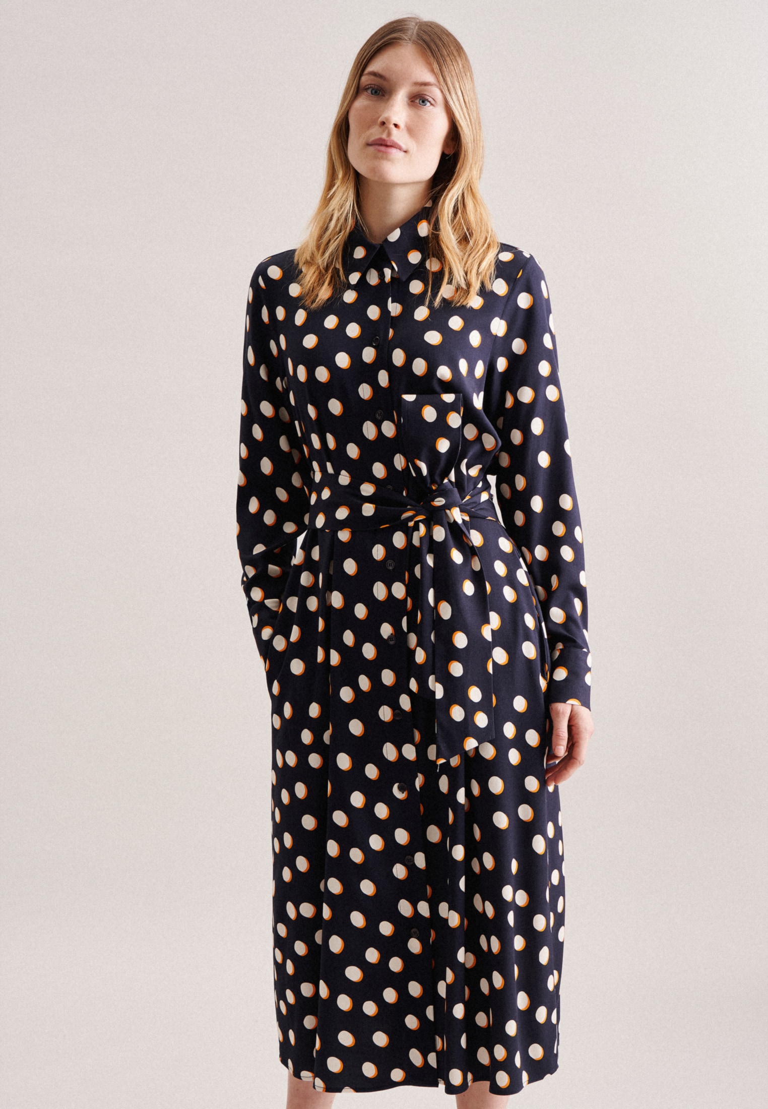 seidensticker Sommerkleid »Schwarze Rose« Langarm Kragen Druck