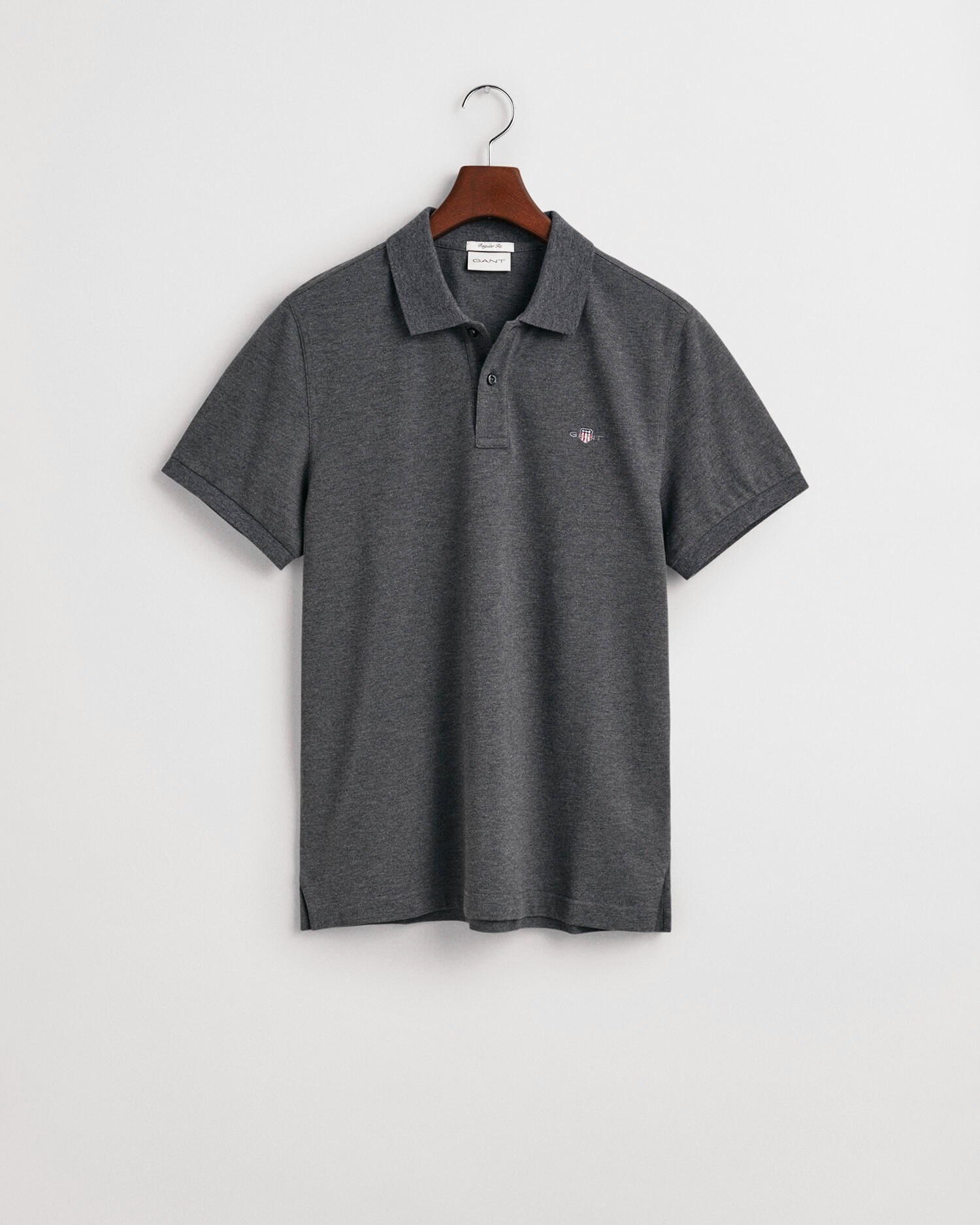 Gant Poloshirt »REG SHIELD SS PIQUE POLO«, mit Logo und Flachstrickkragen 100% Baumwolle Pique