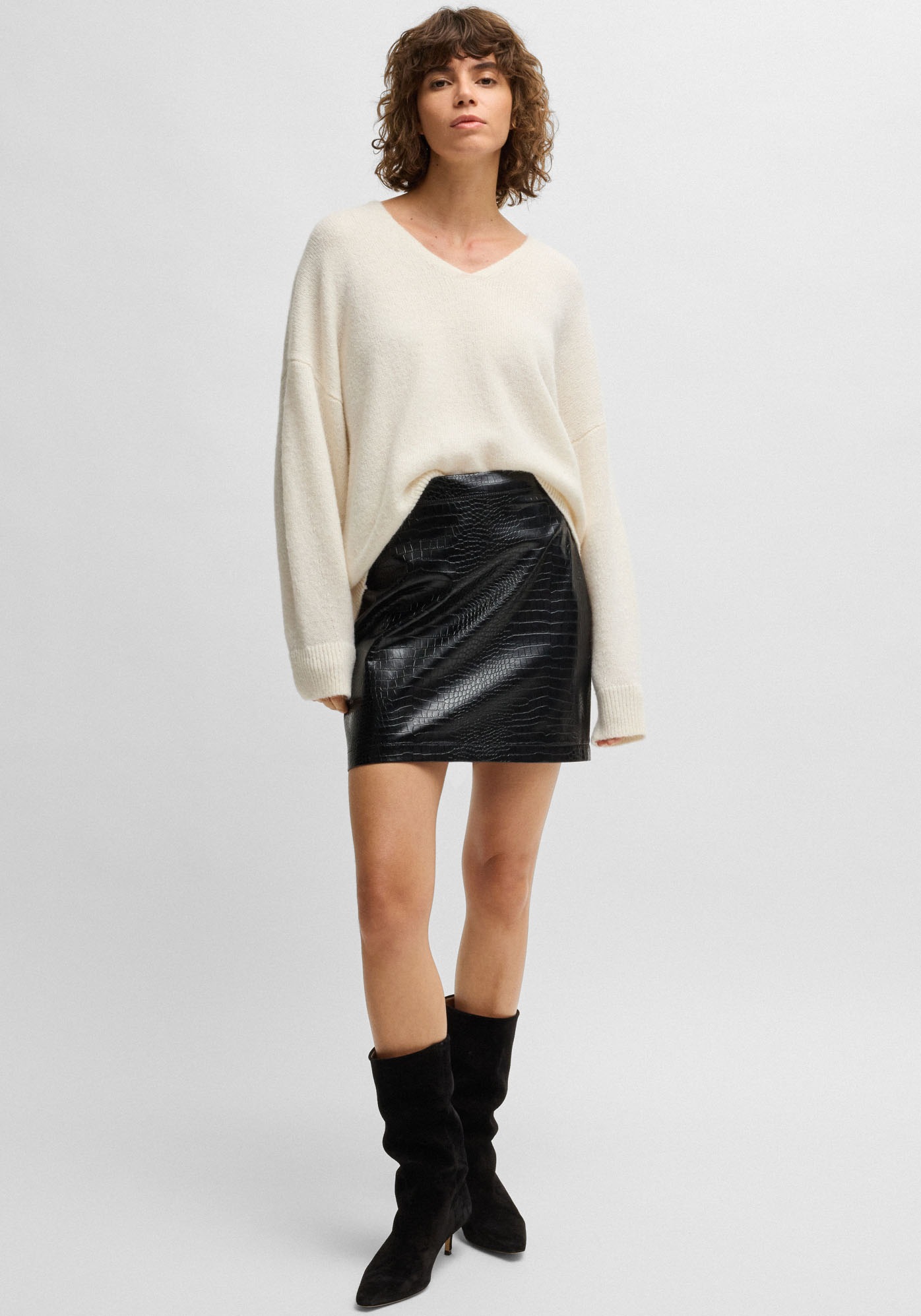 BOSS ORANGE Strickpullover »Fondella Premium Damenmode«, mit überschnittenen Schultern