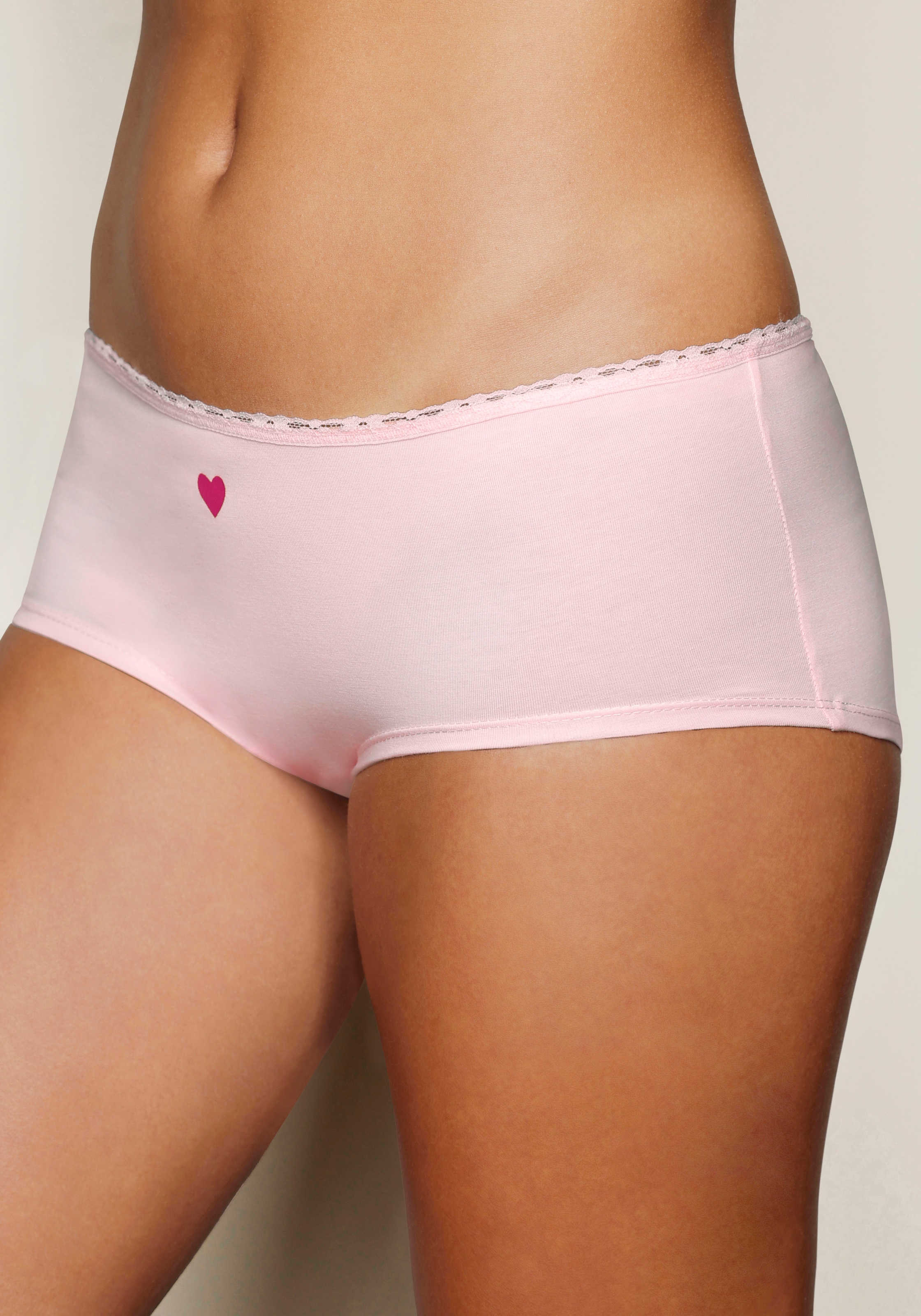 LASCANA Panty »Geschenk Box« 5er-Pack,  mit süßen Herzchen-Prints und aus elastischer Baumwoll-Qualität