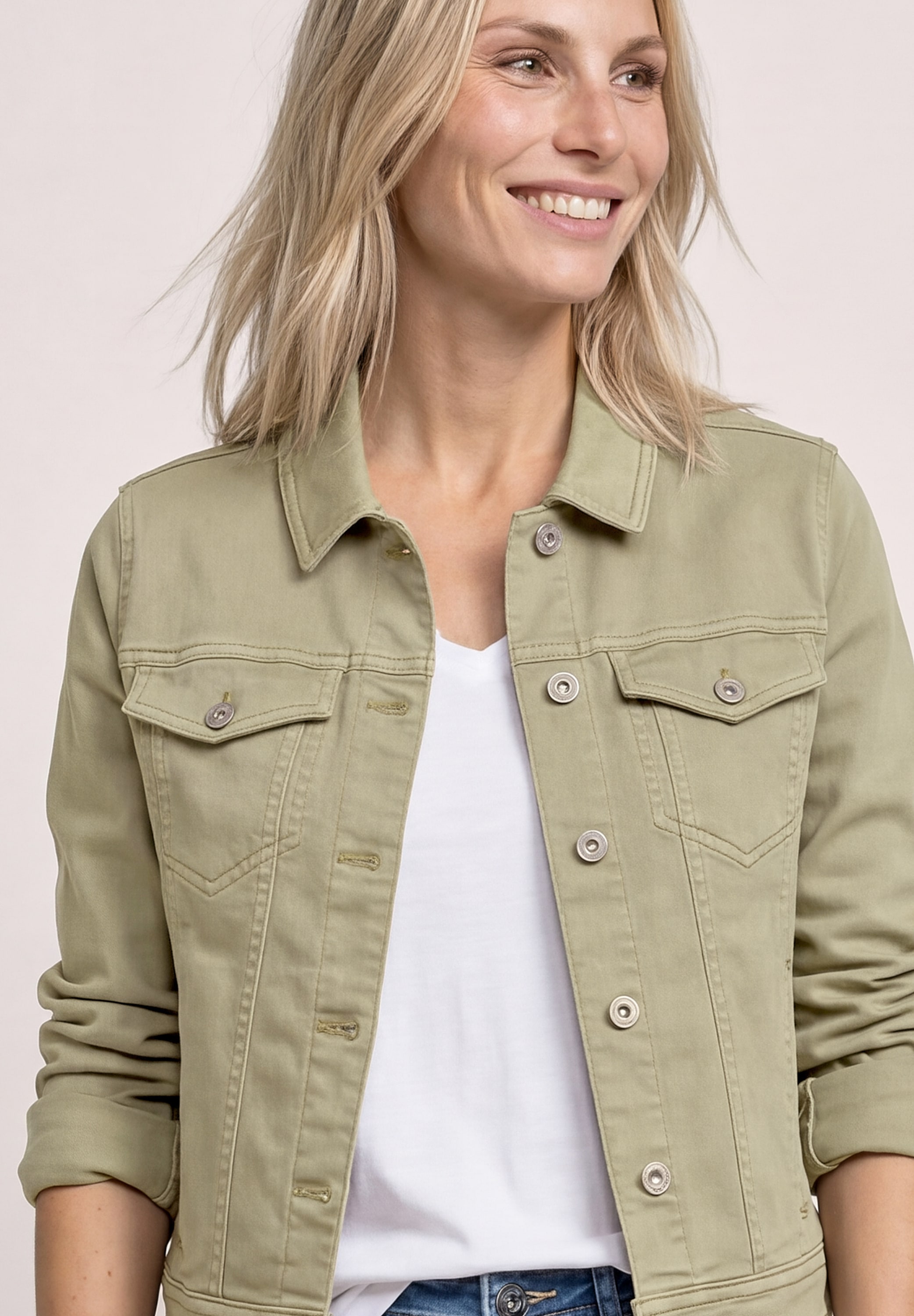 STREET ONE Kurzjacke im Colored-Denim-Look