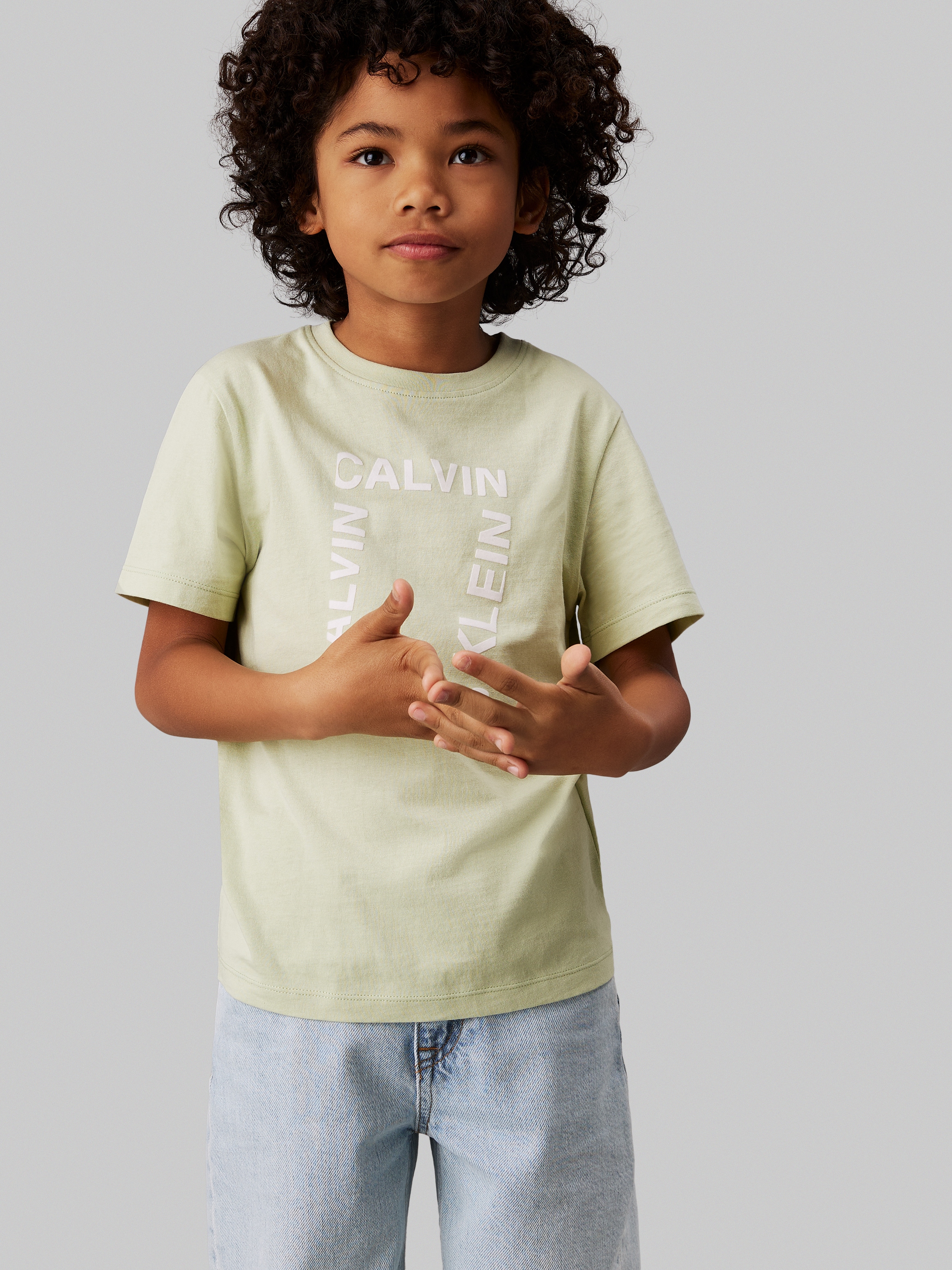 Calvin Klein Jeans T-Shirt »MAXI HERO FLOCK LOGO T-SHIRT«, für Kinder bis 16 Jahre