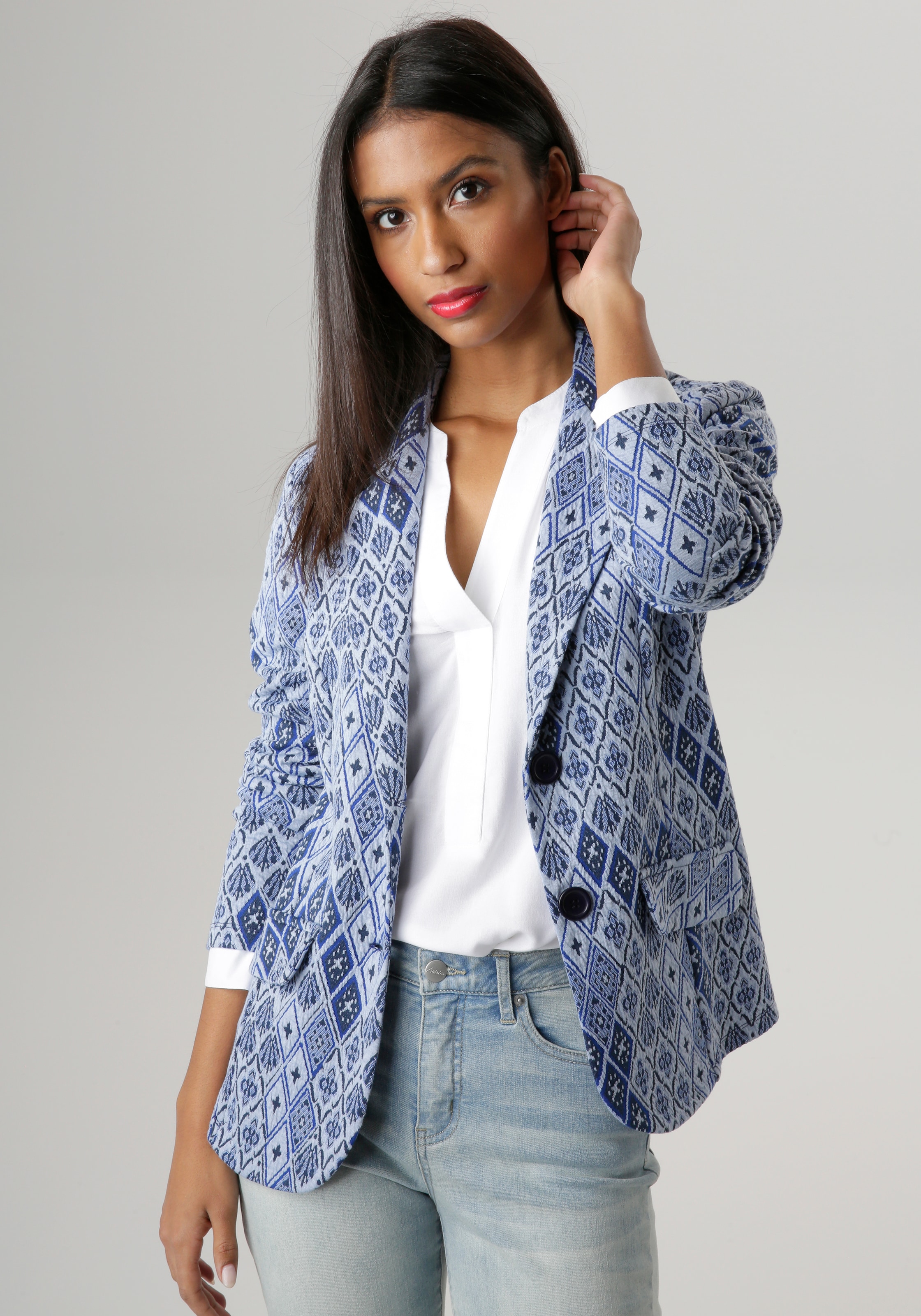 Aniston SELECTED Kurzblazer, aus strukturiertem Jacquard