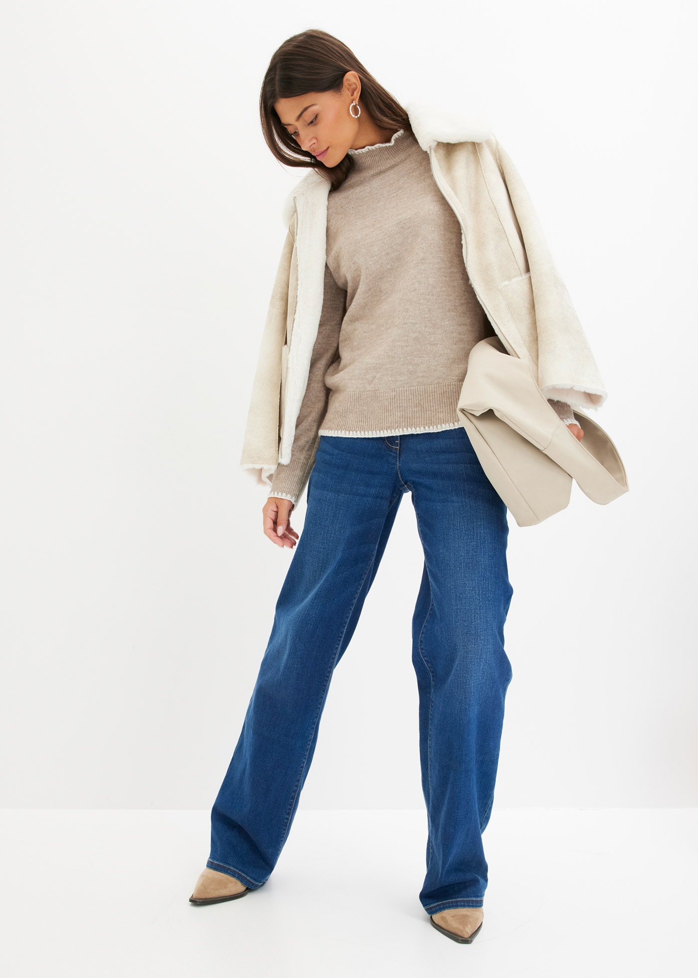 bonprix Strickpullover aus Polyester, Polyacryl, Wolle und Elasthan, mit Stehkragen