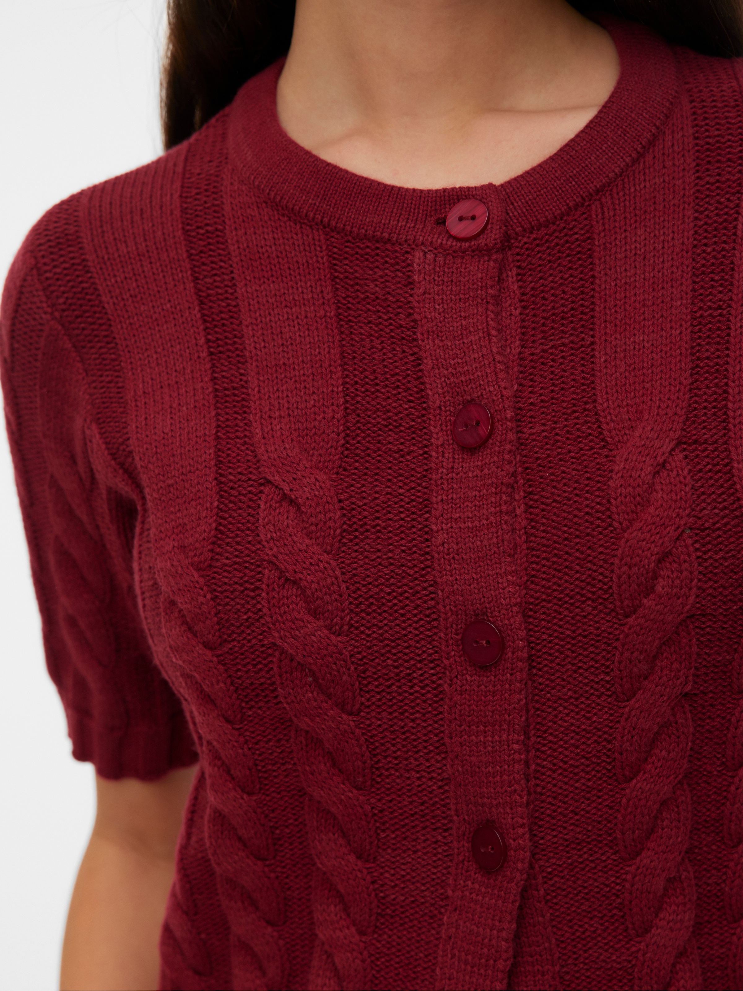 Vero Moda Strickjacke »VMORIANE 2-4 O-NECK CARDIGAN« Baumwollmischung, regular fit, Zopfstrickmuster