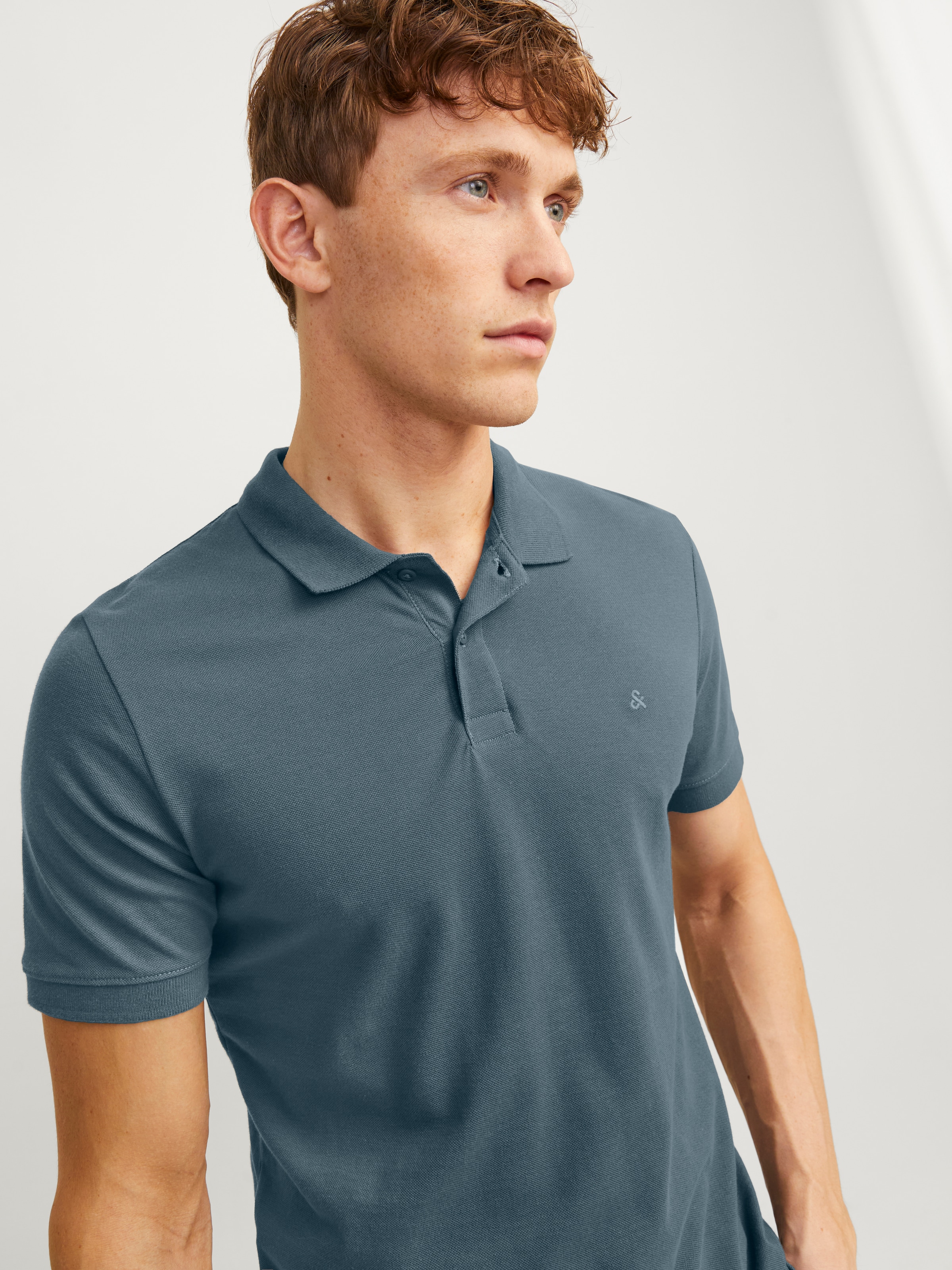 Jack & Jones Poloshirt »JJEBASIC POLO SS NOOS«, mit Logo Stickerei