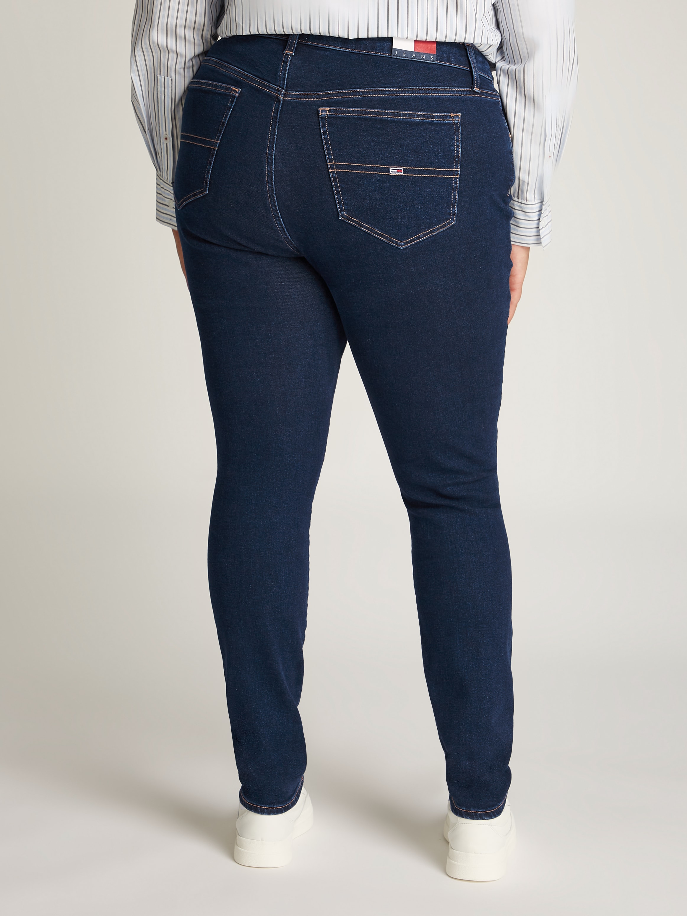 Tommy Jeans Curve Regular-fit-Jeans »CRV MELANY UH SSKN«, in Großen Größen im 5-Pocket-Style