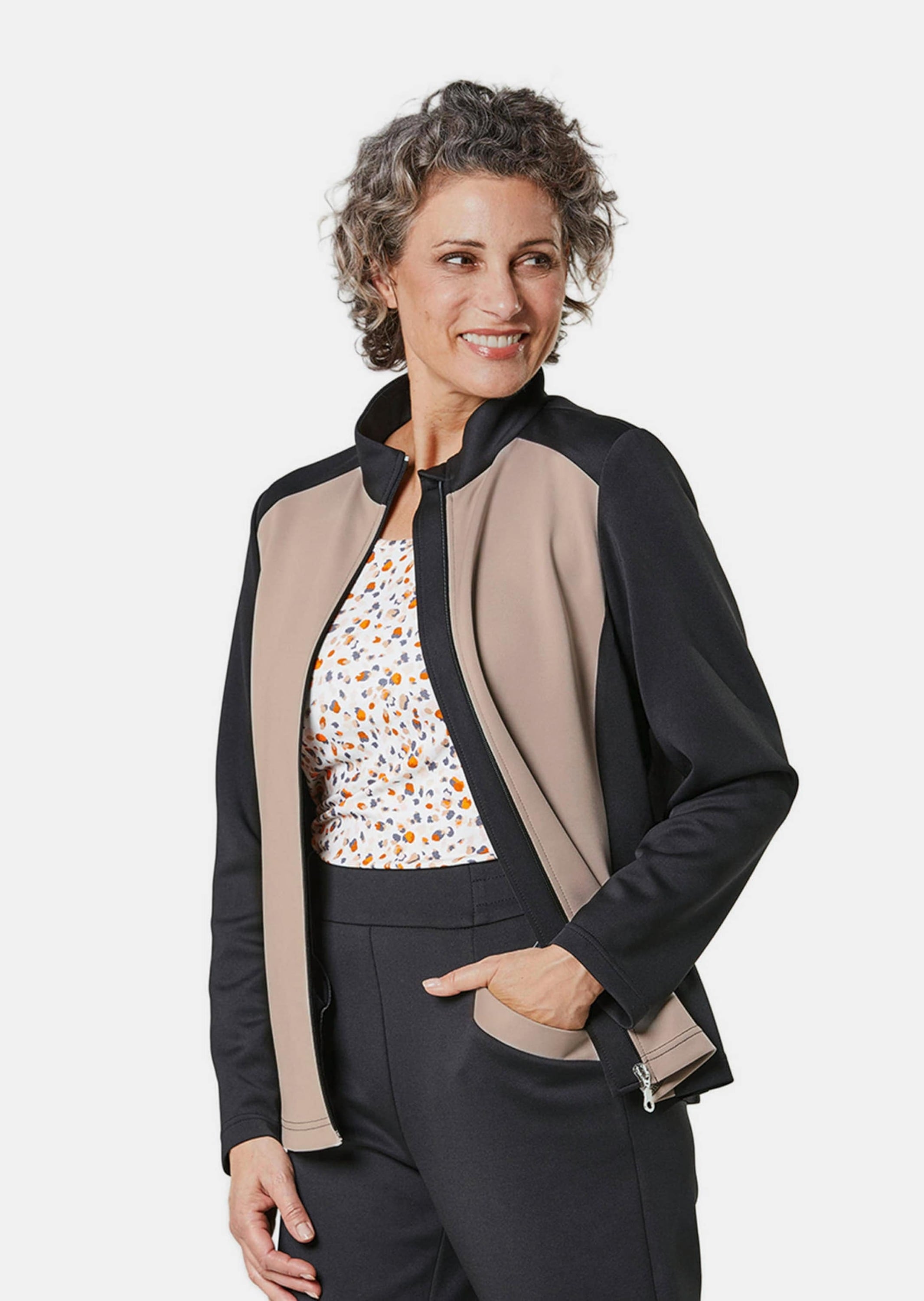 GOLDNER Sommerjacke »Kurzgröße Leichte Freizeitjacke mit Stehkragen und Reißverschluss« Reißverschluss mit Kinnschutz