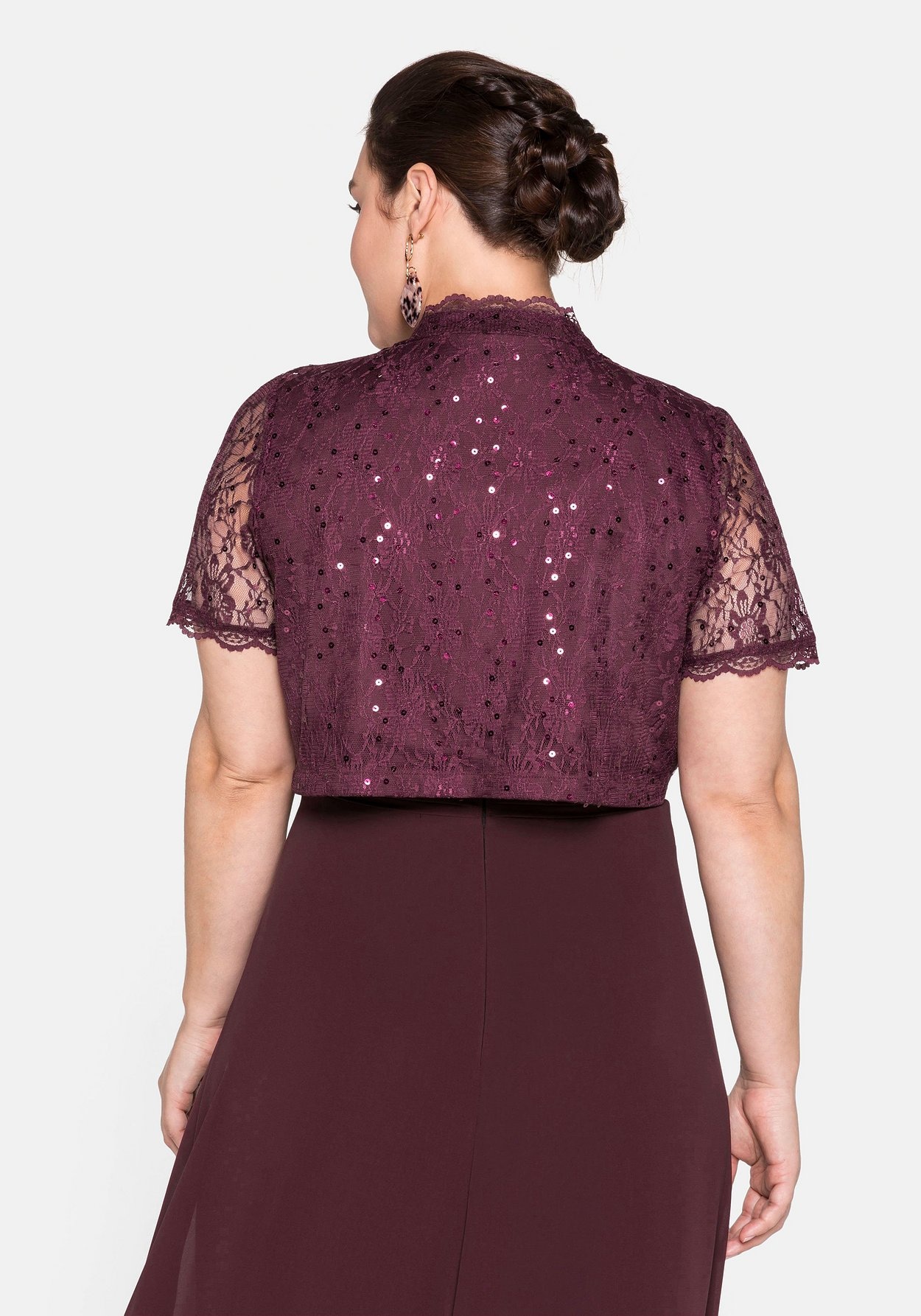 Sheego Bolero »Spitzenbolero Mit farblich passenden Pailletten besetzt«, Mit farblich passenden Pailletten besetzt