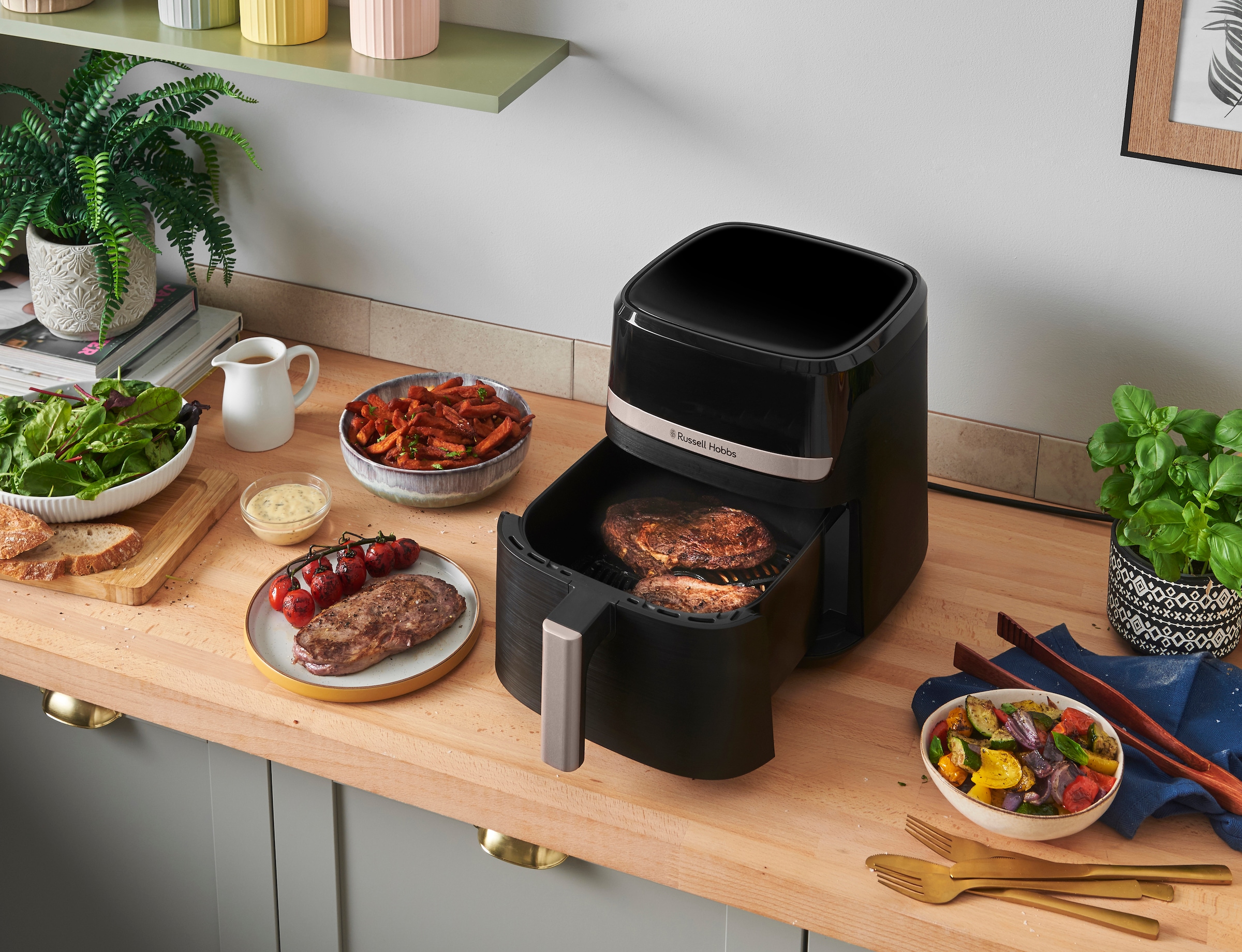 RUSSELL HOBBS Heißluftfritteuse »27620-56 SatisFry, 5L«, 1500 W, Airfryer–wenig oder kein Öl erforderlich, 9 Programme, 5,5 L