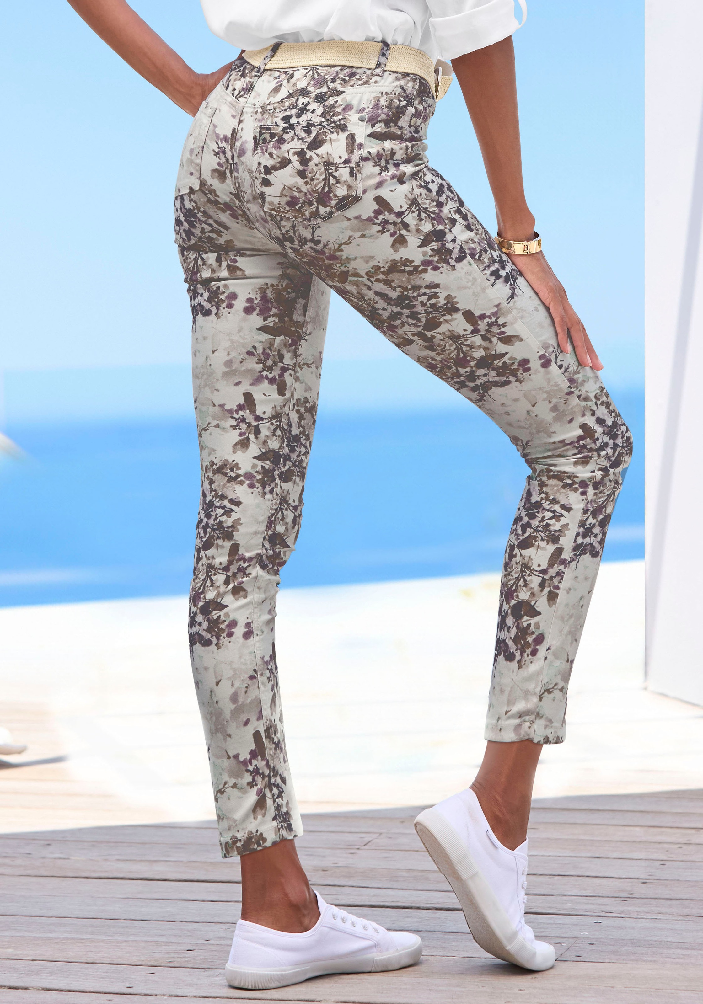 LASCANA 7/8-Jeggings, mit Blumendruck, sommerliche Skinny Jeans aus elastischem Baumwoll-Mix