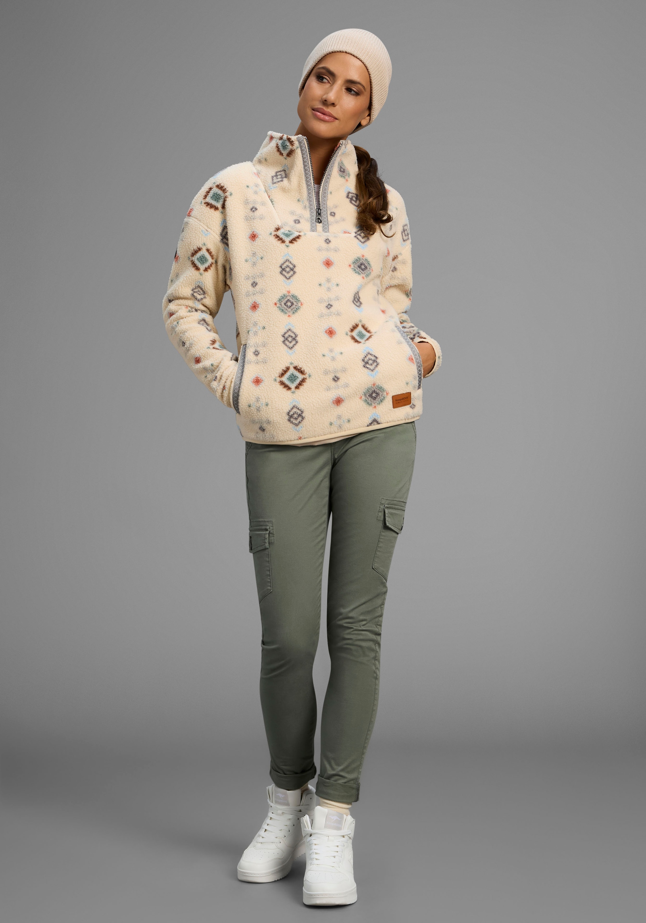 KangaROOS Fleecepullover , aus kuscheligem Sherpa Fleece, Half-zip
