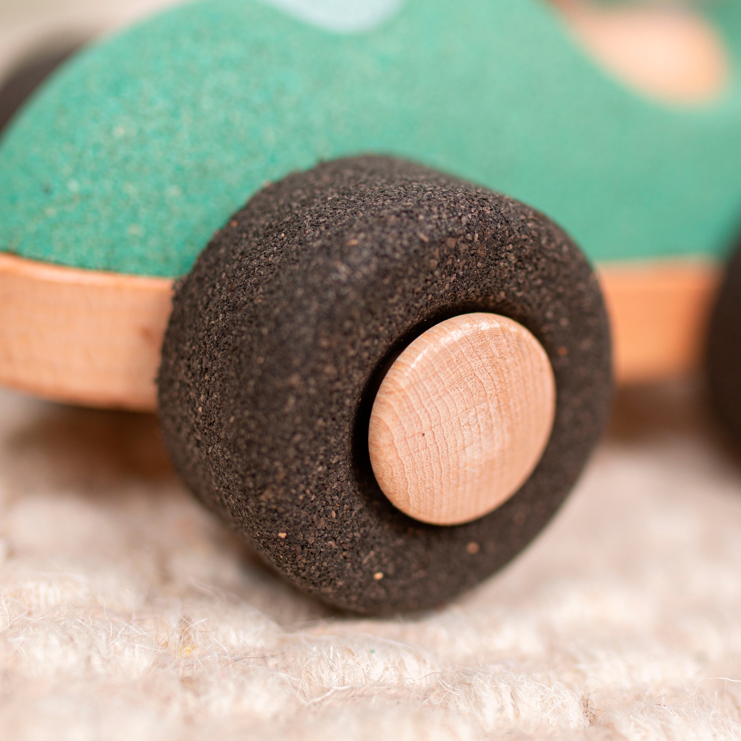 KORKO Spielzeug-Auto »E-Cork Racer« Made in Europe