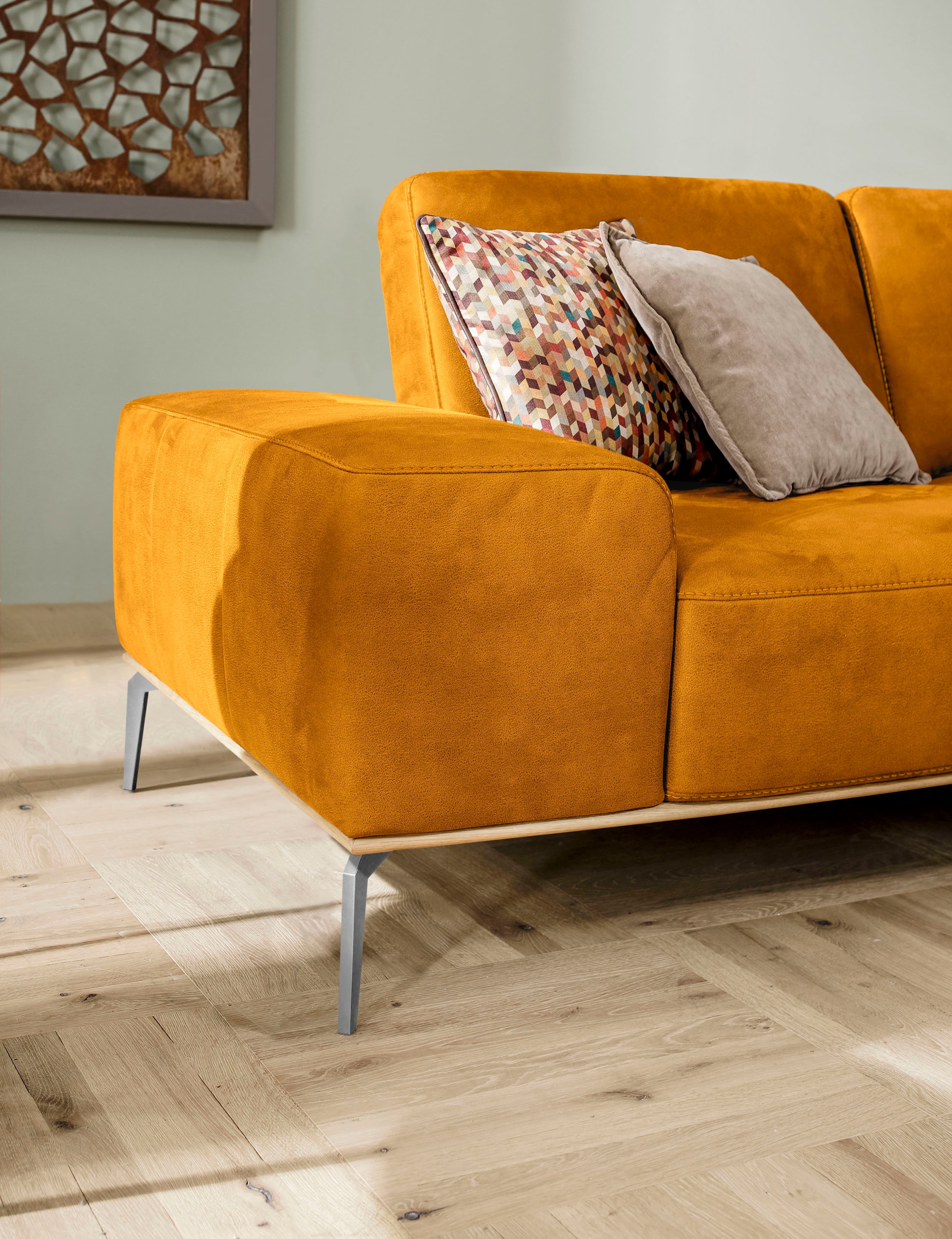 W.SCHILLIG Ecksofa »run, Designsofa mit tollem Sitzkomfort,  L-Form« mit elegantem Holzsockel, Füße in Chrom glänzend, Breite 279 cm