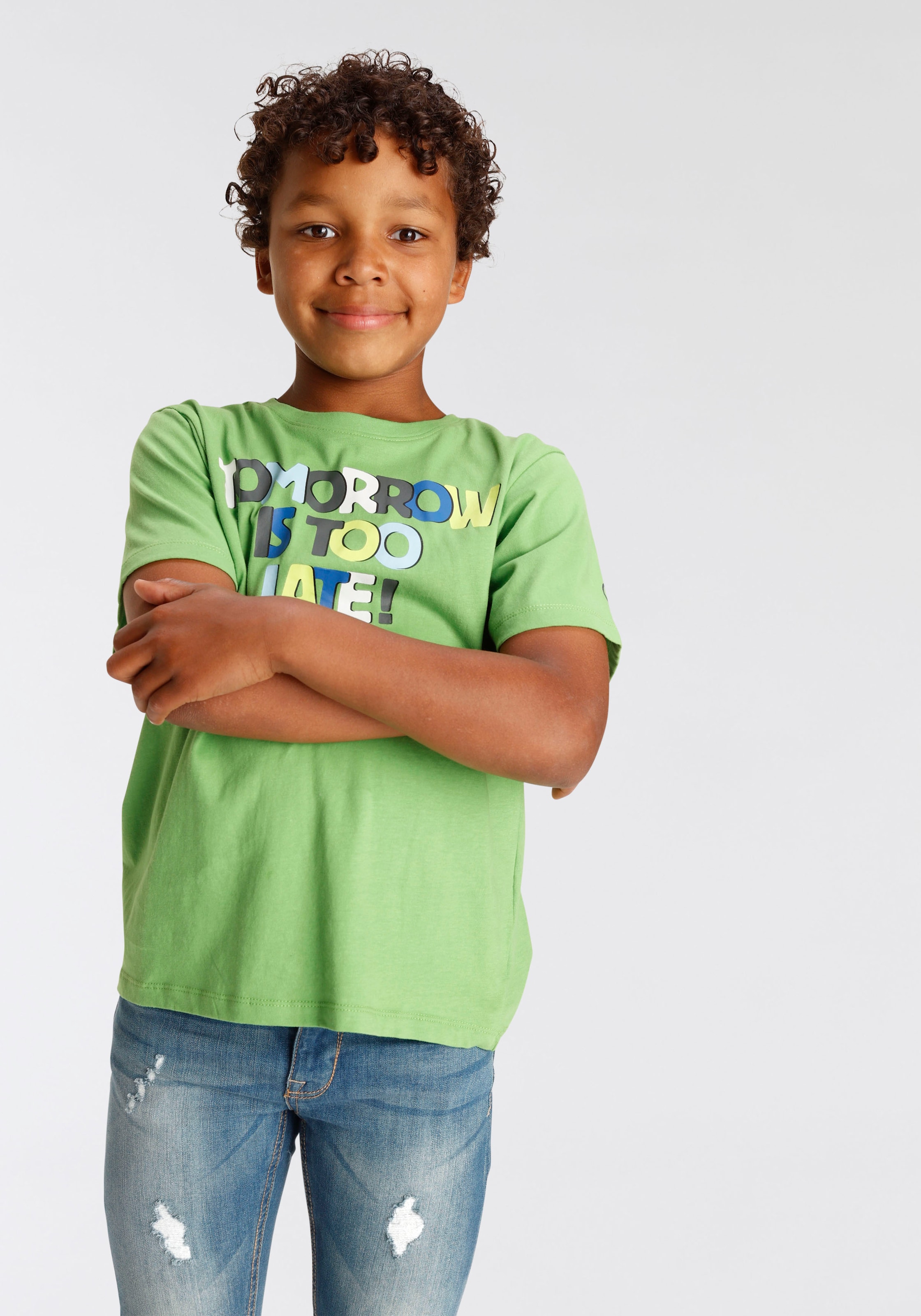 T-Shirt bei KIDSWORLD IS TOO »TOMORROW Spruch LATE«,