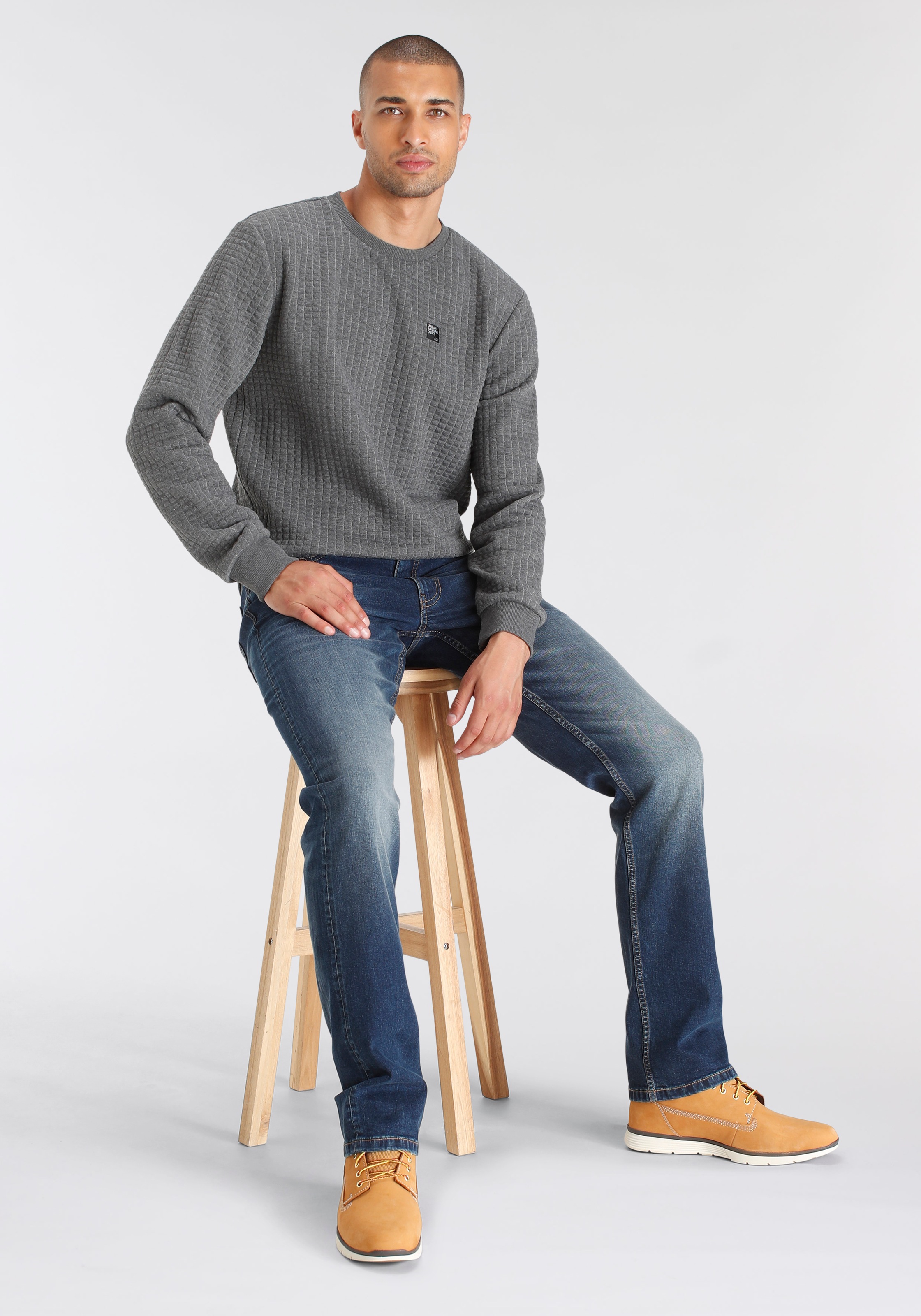 AJC Sweatshirt, schmal geschnitten, unifarben, Rundhalsausschnitt