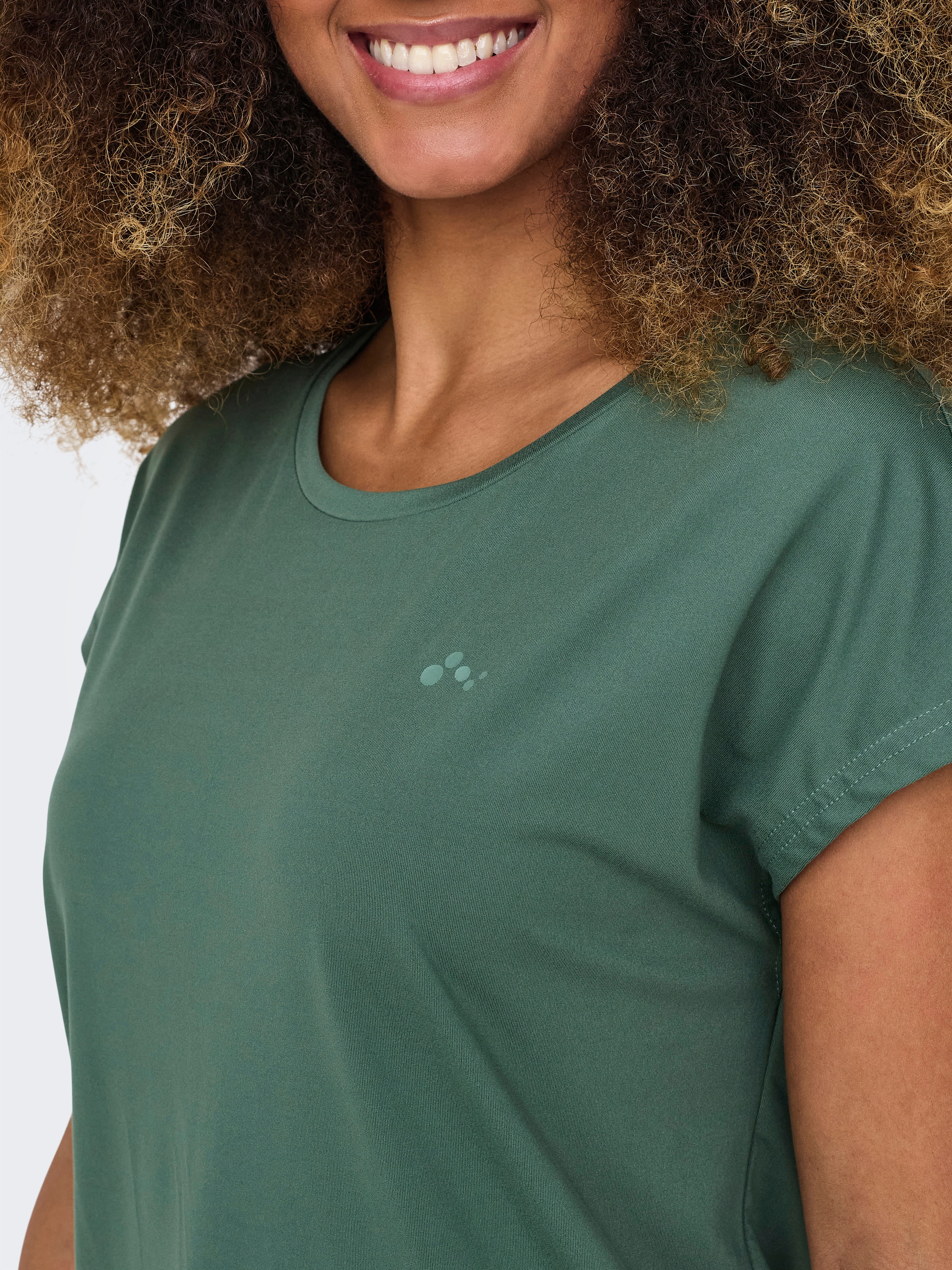 ONLY Play Trainingsshirt »ONPAUBREE SS LOOSE TRAIN TEE - NOOS«