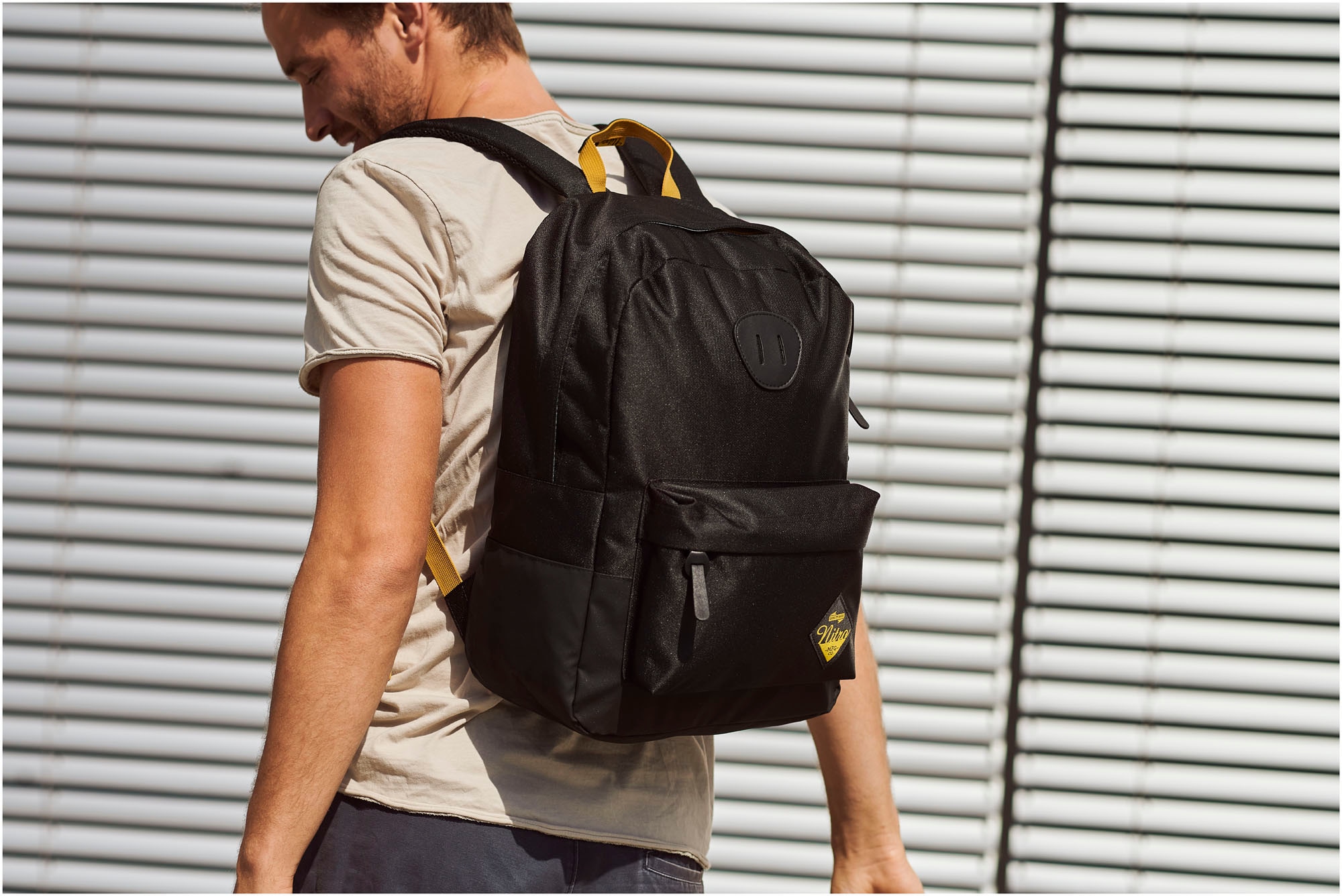 NITRO Freizeitrucksack »Urban Classic«, Daypack mit Laptopfach, Alltagsrucksack, Schulrucksack