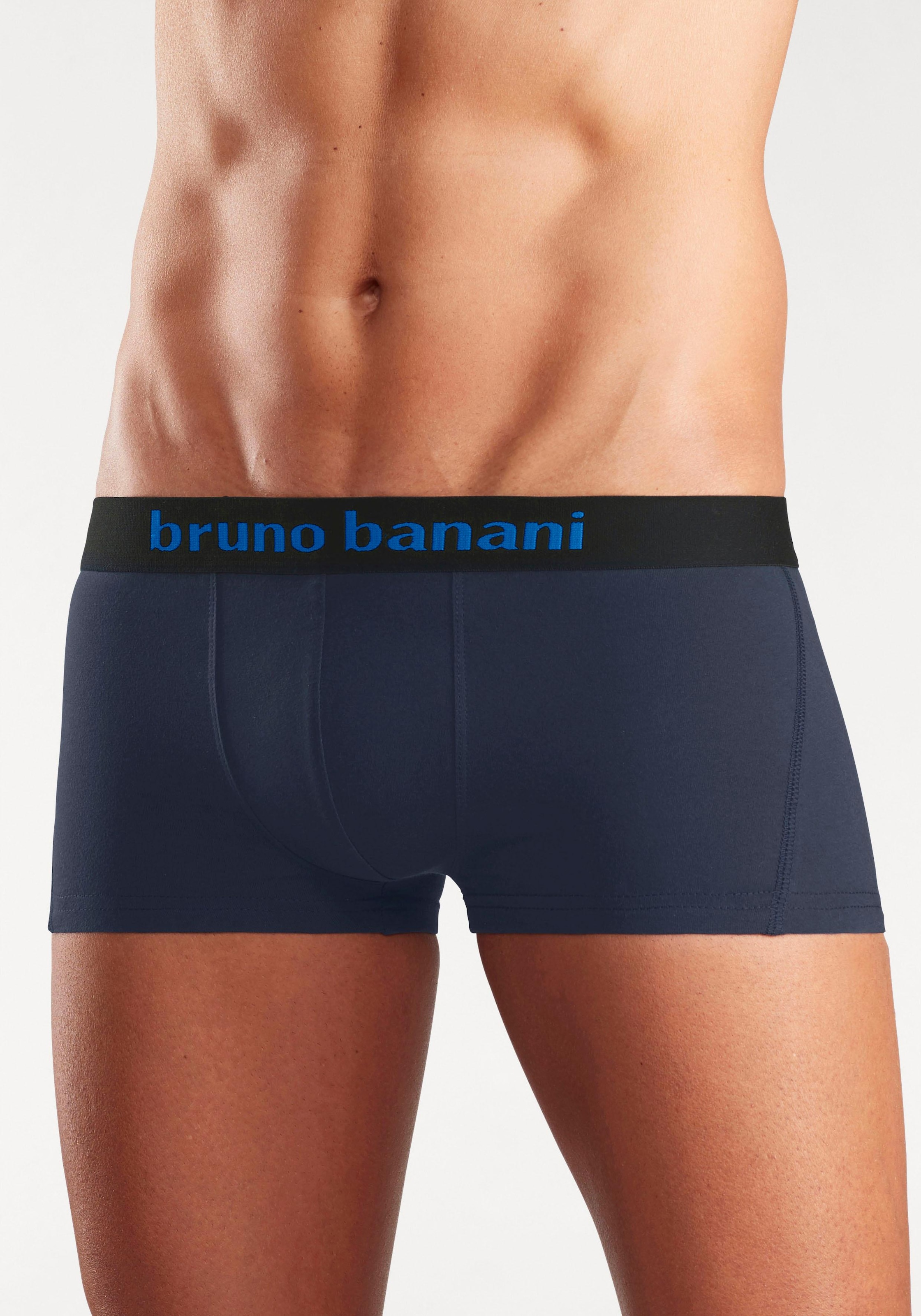 Bruno Banani Hipster, (Packung, 4 St.), knapp sitzende Boxershorts mit Logo Webbund aus Baumwollmischung