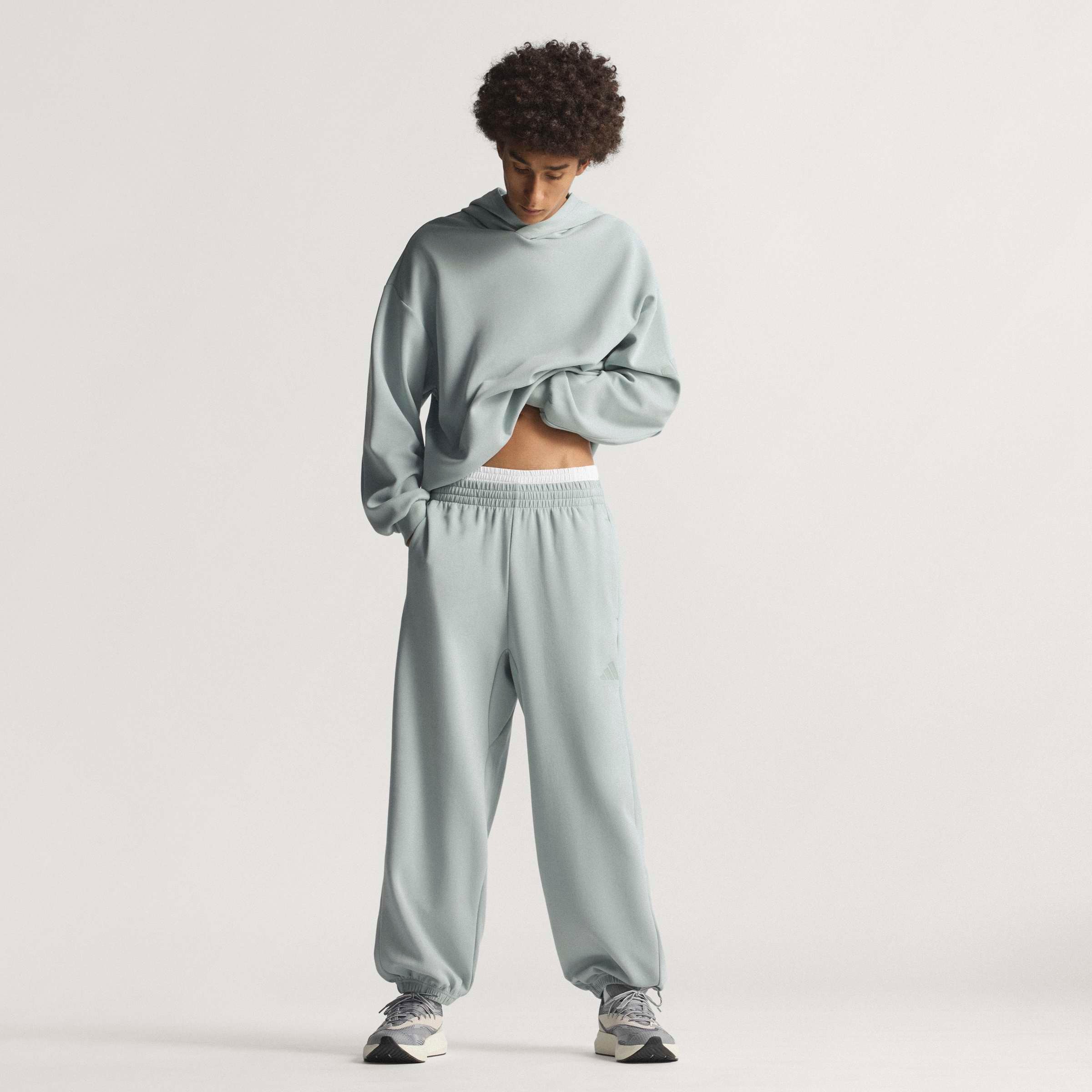 adidas Sportswear Kapuzensweatshirt »SOFT LUX HOODIE«, mit Kapuze, für Sportmode und Freizeit, mit 3-Streifen-Logo-Print
