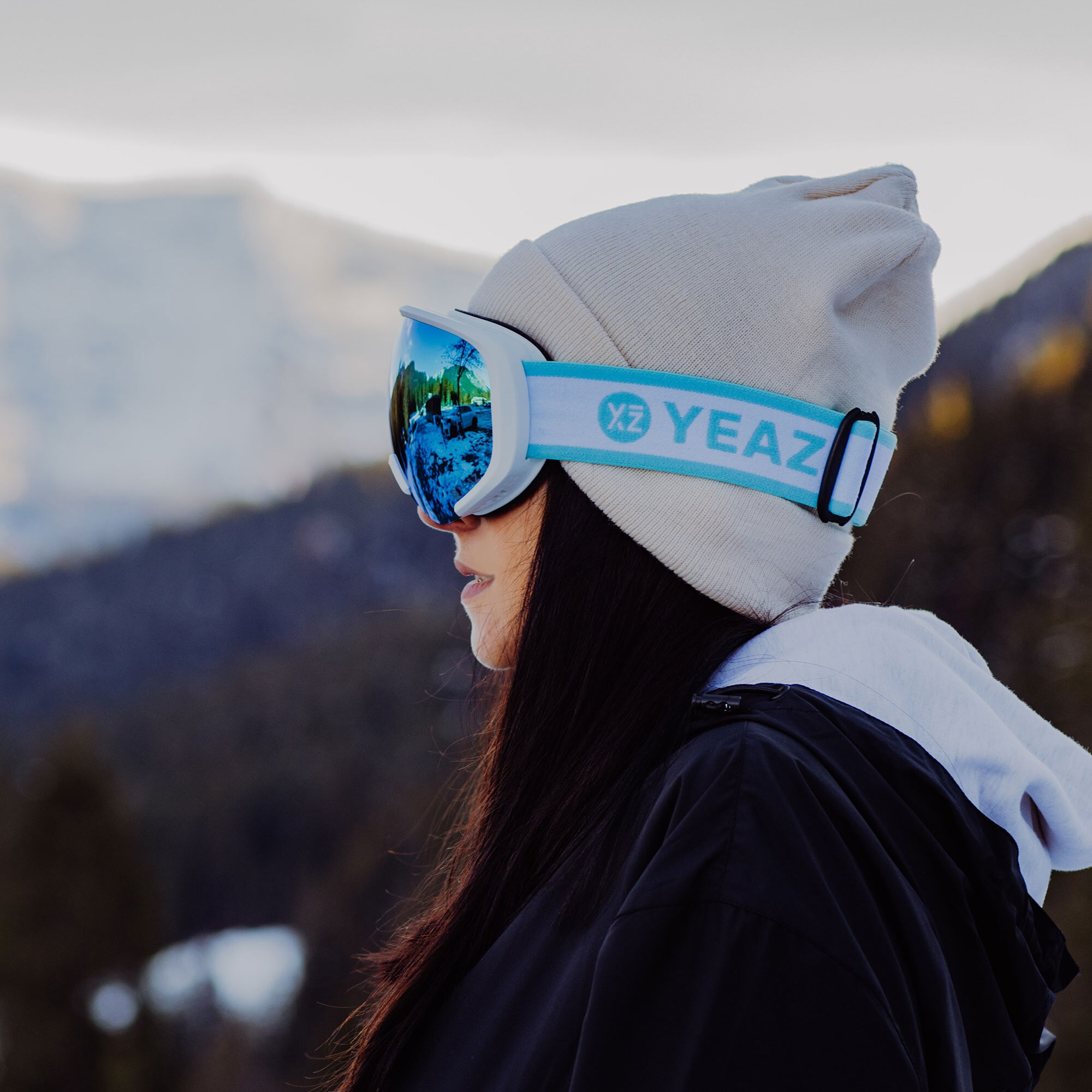 YEAZ Snowboardbrille »Ski- und Snowboard-Brille hellblau/matt weiß BLACK RUN«