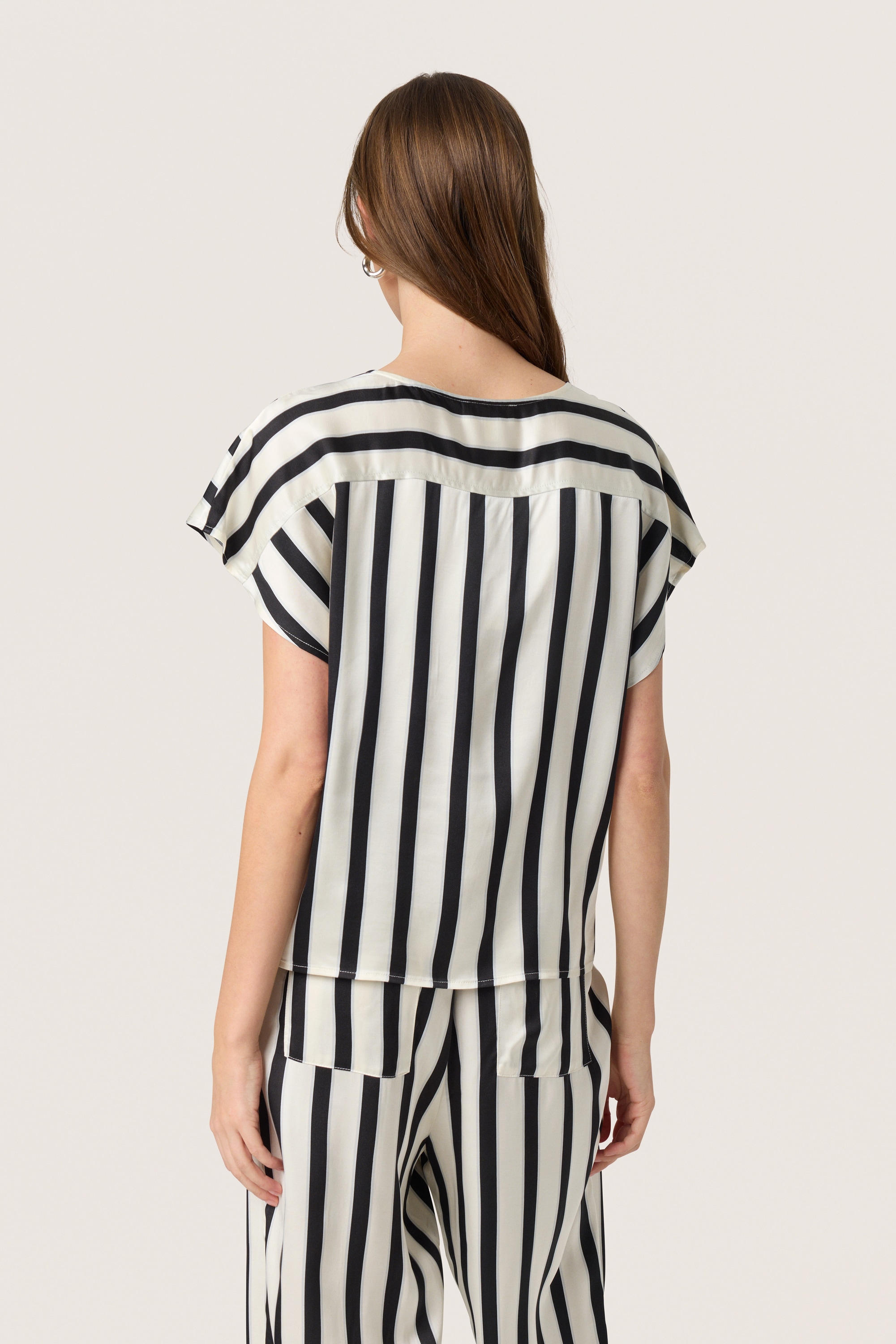 SOAKED IN LUXURY Kurzarmbluse »SOAKED IN LUXURY Bluse kurzarm SLClero«