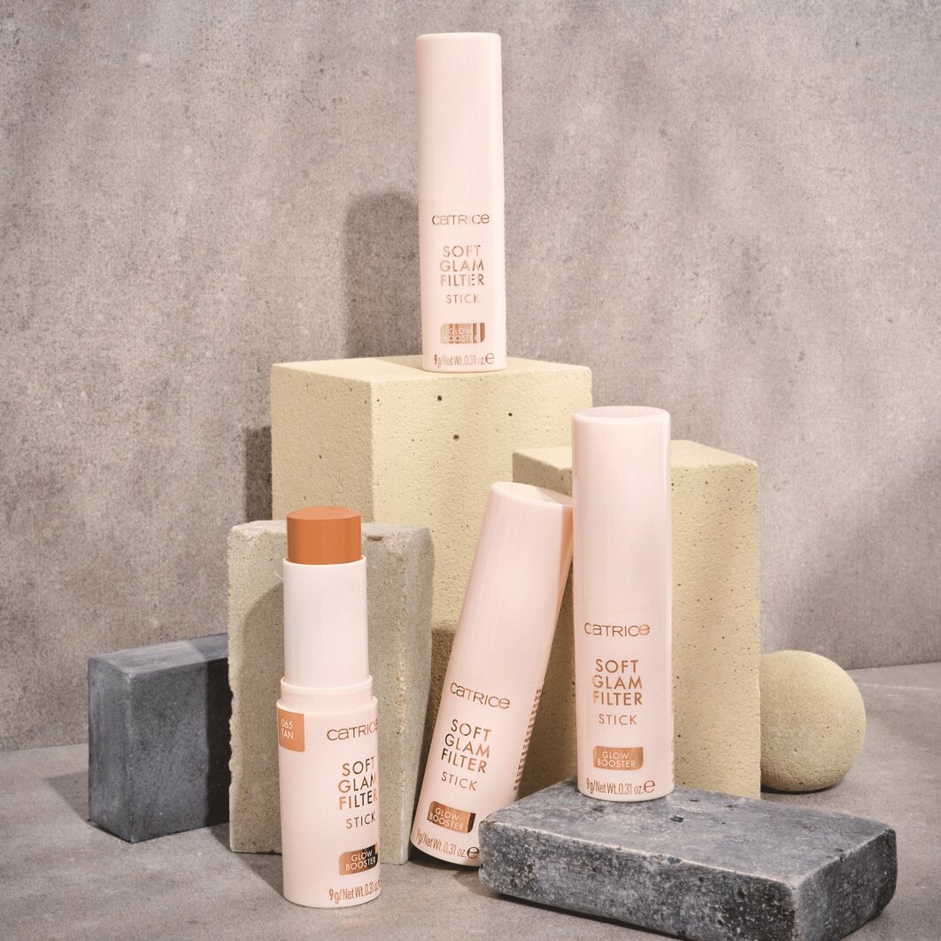 Catrice Primer »Soft Glam Filter Stick«, (Set, 3 tlg.), Cremige Textur, leichte Deckkraft für natürlichen Glow, pflegend.