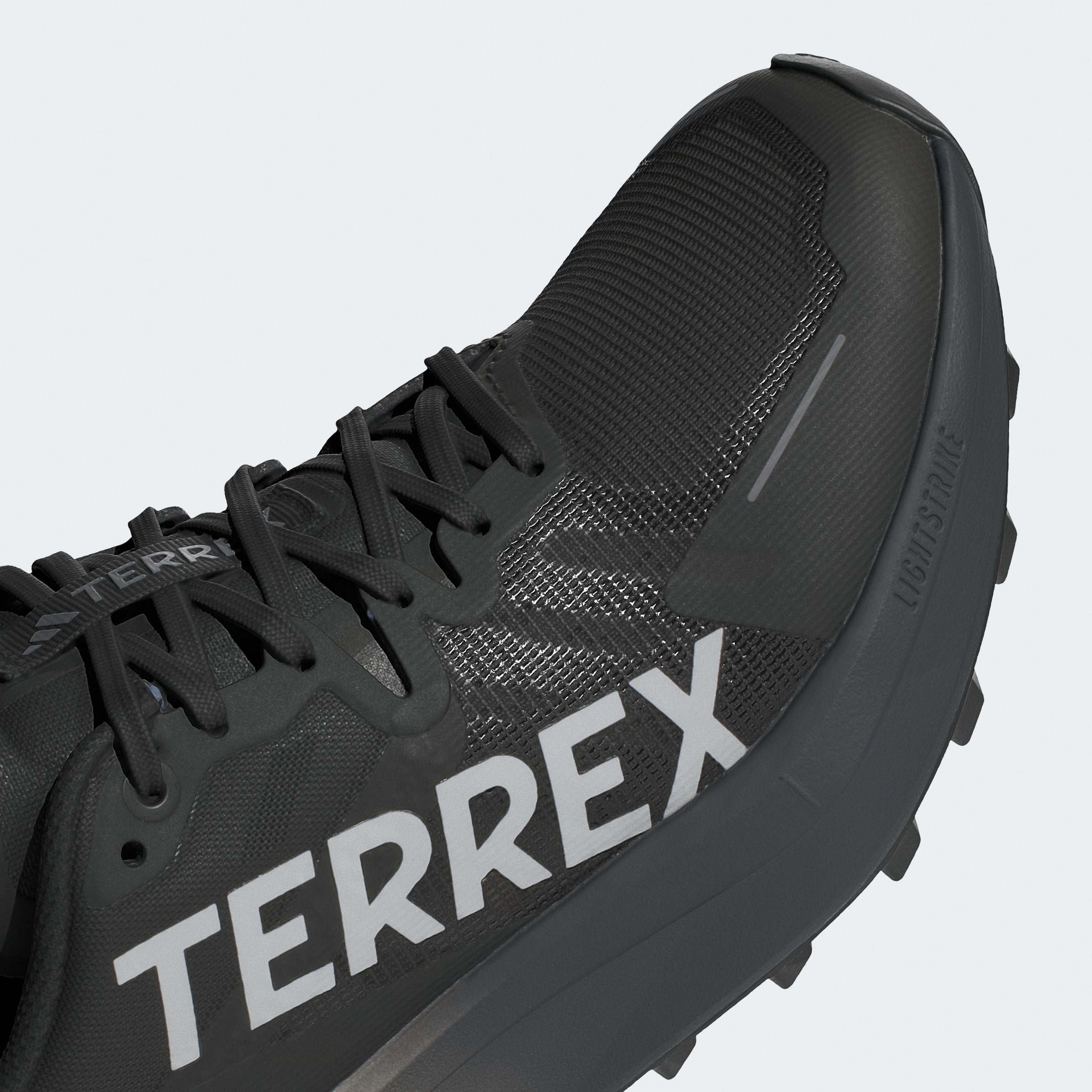 adidas TERREX Trailrunningschuh »TERREX AGRAVIC 3 TRAILRUNNING«