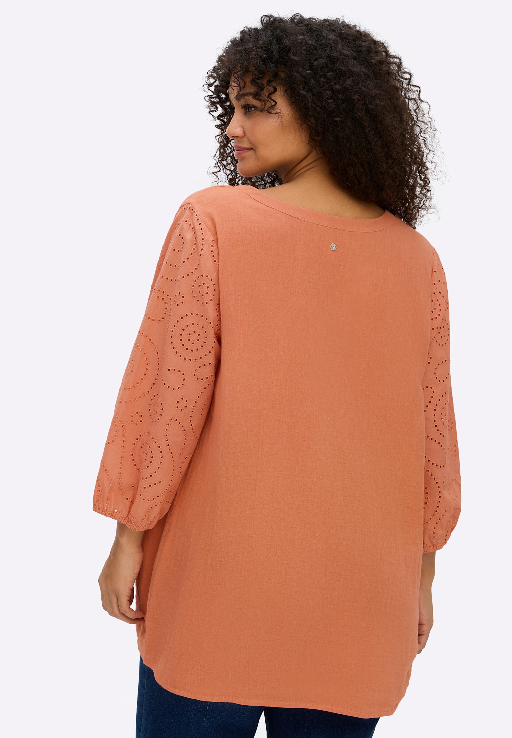 Sheego Longbluse »Tunika Tunika mit Lochspitze und Stickereien«