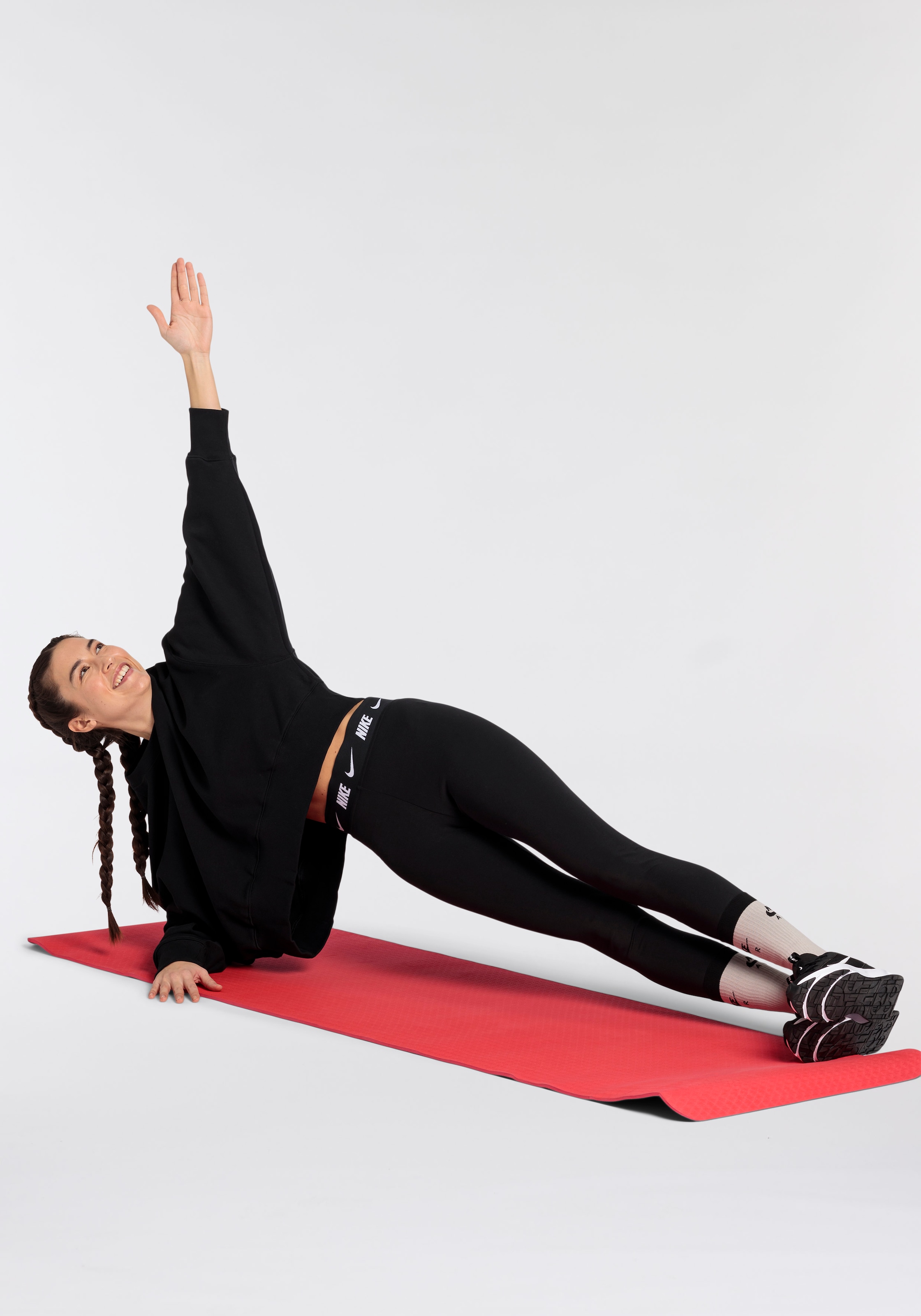 Nike Sportswear Leggings »CLUB WOMEN'S HIGH-WAISTED LEGGINGS«