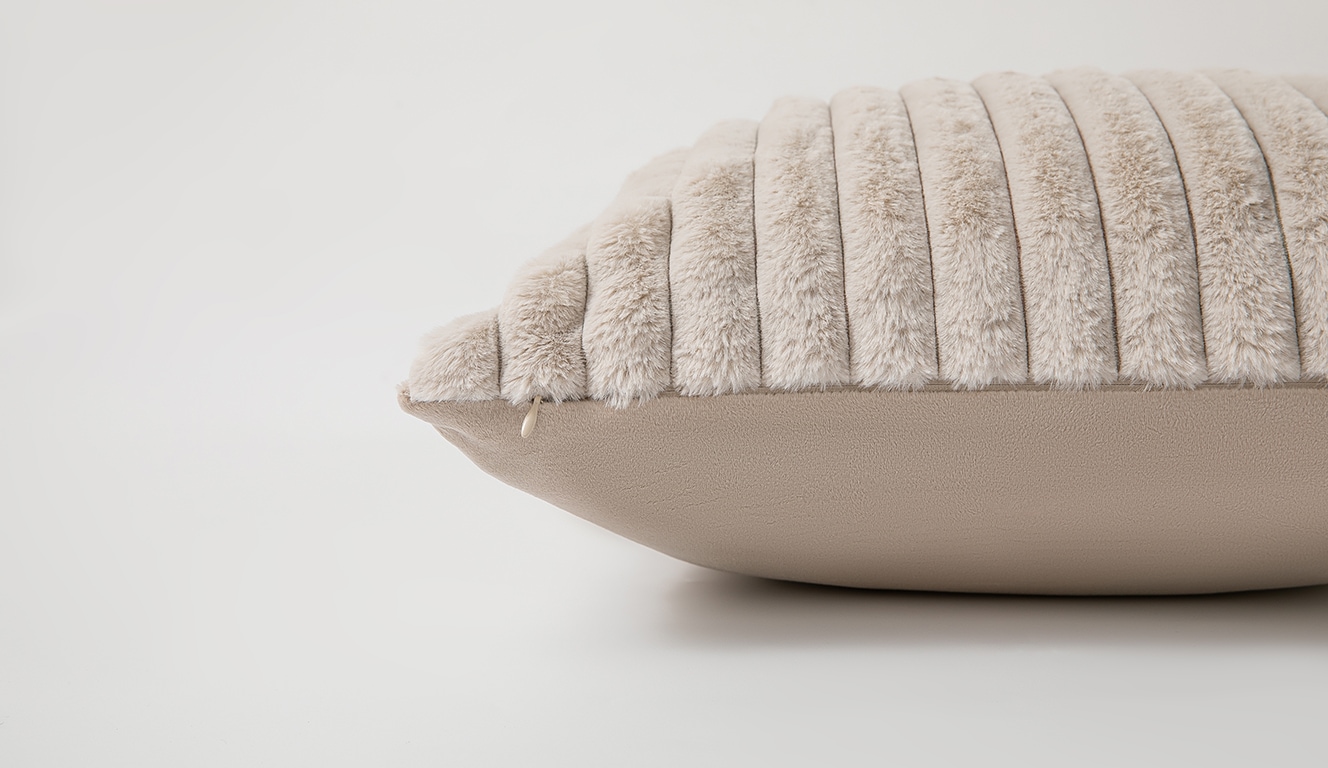 OTTO home Dekokissen »Milara Premium 2er-Set, flauschig, Kissenhülle ohne Füllung« flauschige Kissenhülle, unifarben, sehr weich, hochwertig 350g/m²