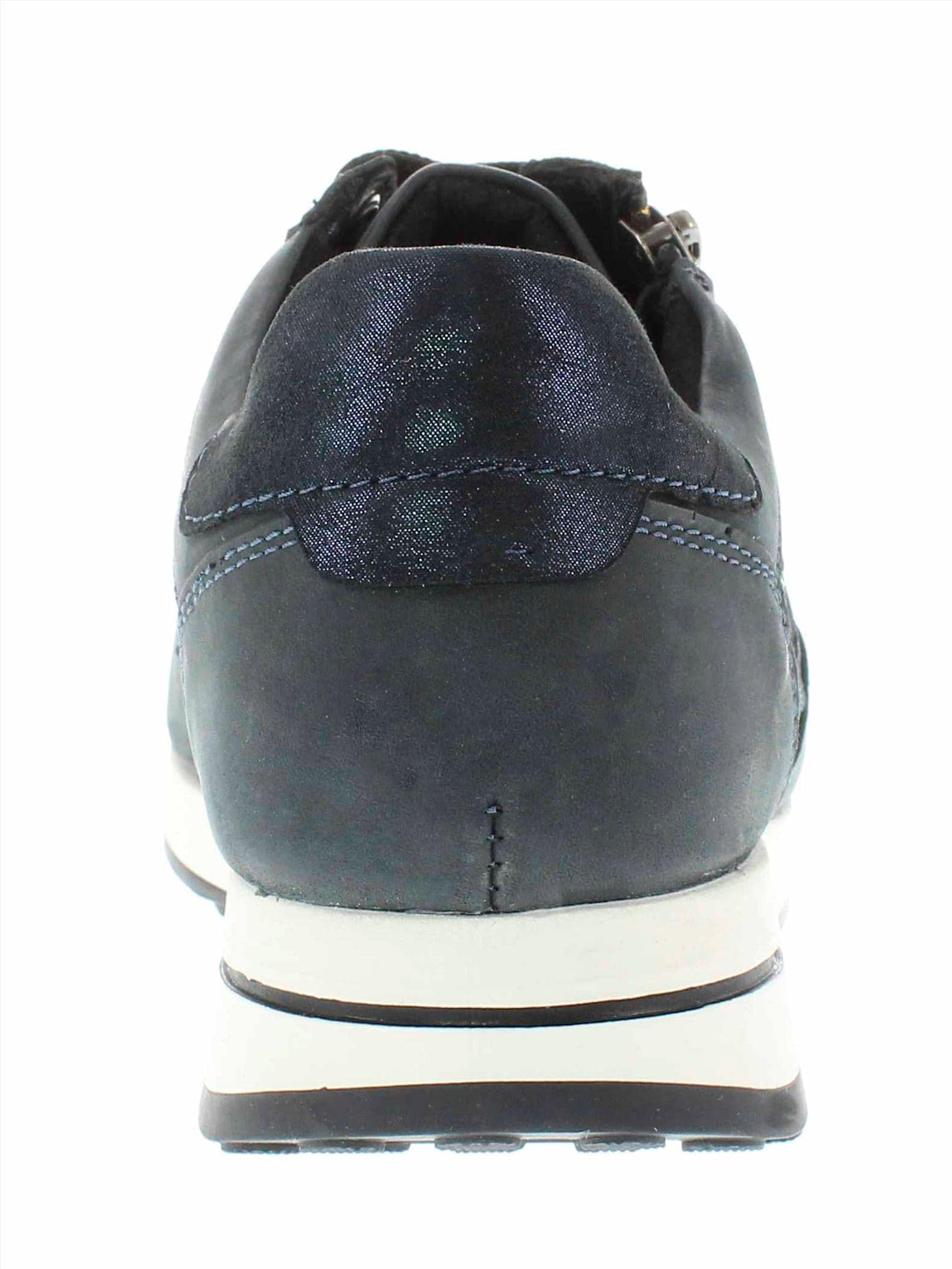 Casual Looks Sneaker