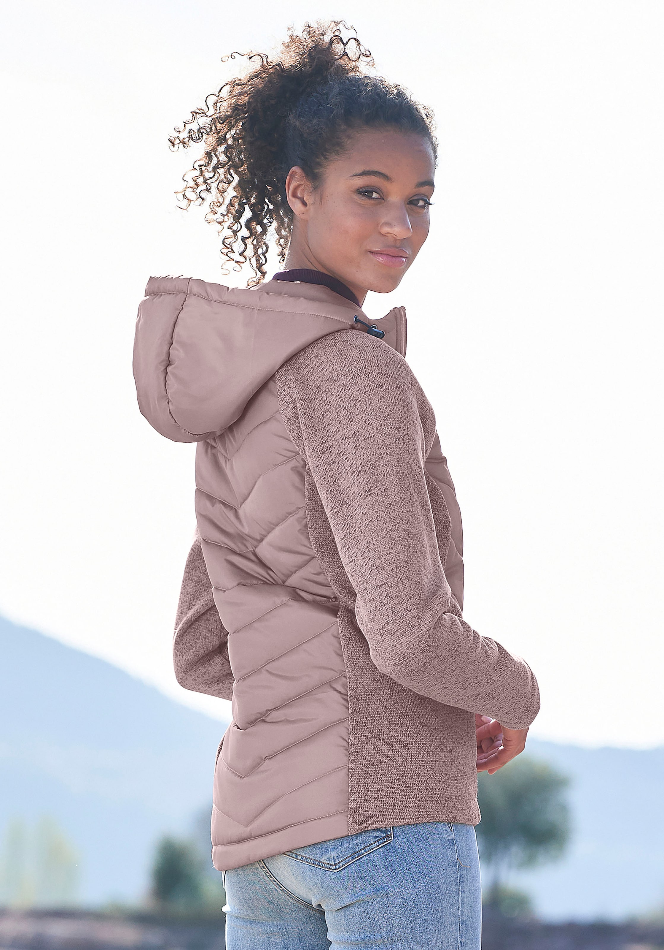 Vivance Steppjacke, mit Kapuze, mit Strickfleece-Ärmeln