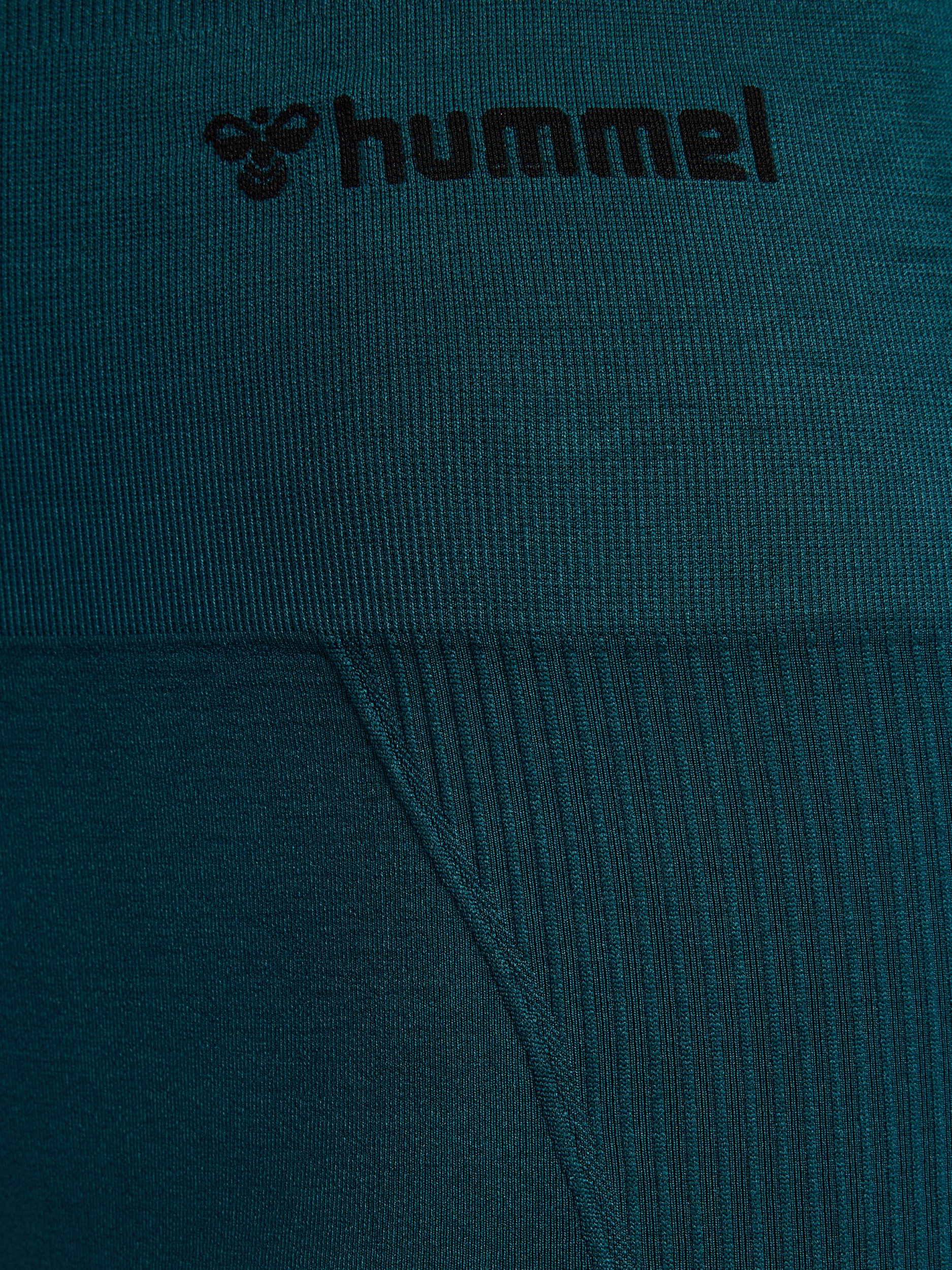 hummel Shorts »hmlTIF SEAMLESS SHORTS«, (1 tlg.)
