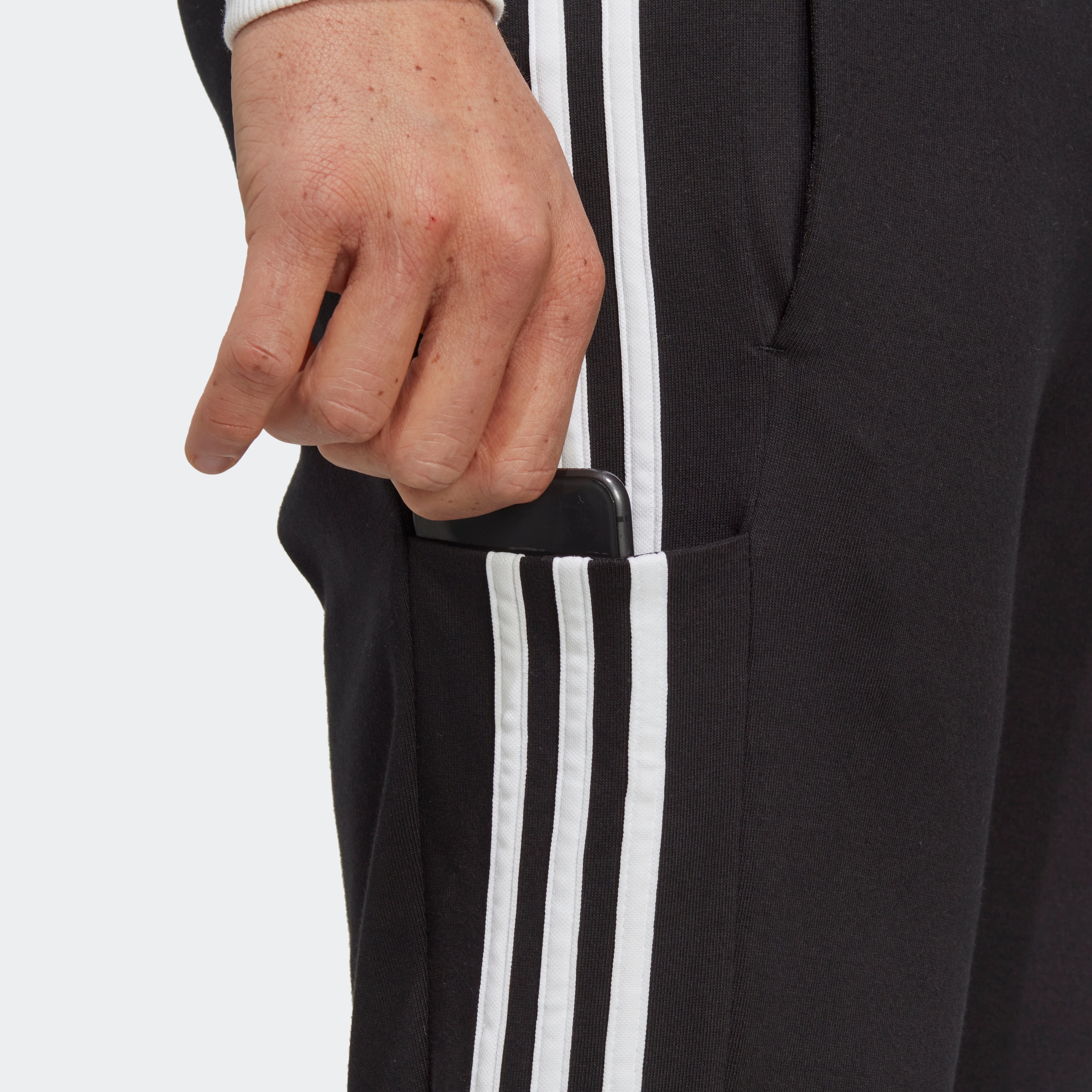 adidas Sportswear Sporthose »ESSENTIALS SINGLE JERSEY TAPERED OPEN HEM 3STREIFEN HOSE«, (1 tlg.)